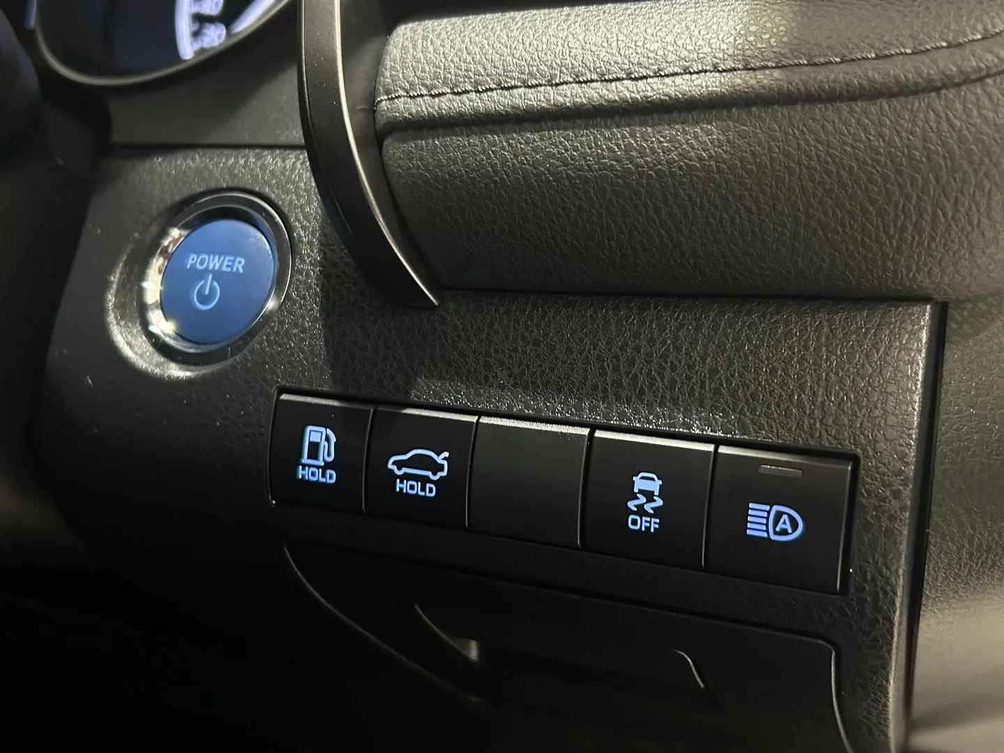 2024 Toyota Camry Gallery Image 17