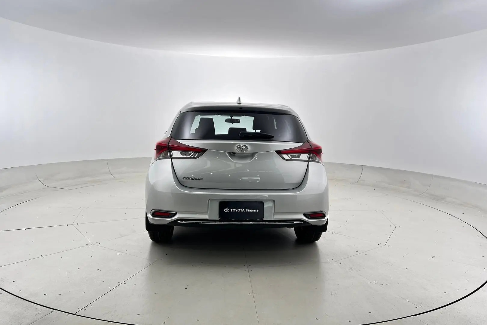 2016 Toyota Corolla Gallery Image 3