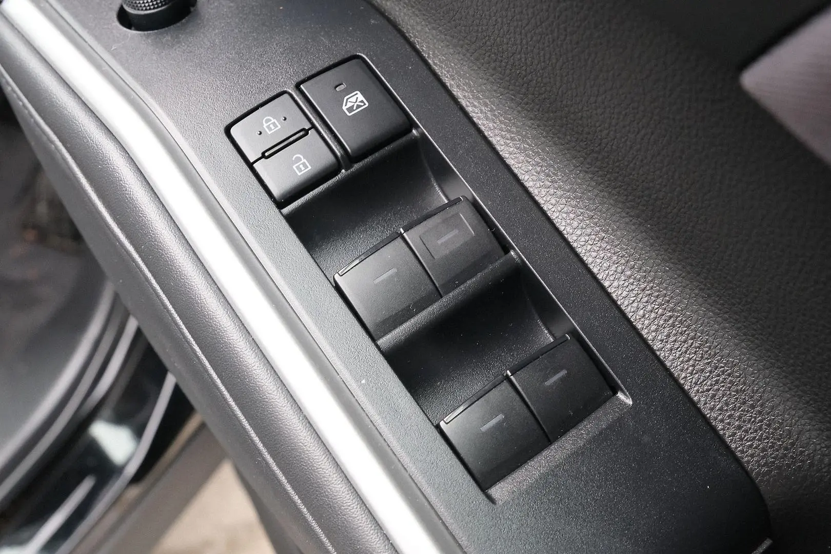 2023 Toyota Kluger Gallery Image 11