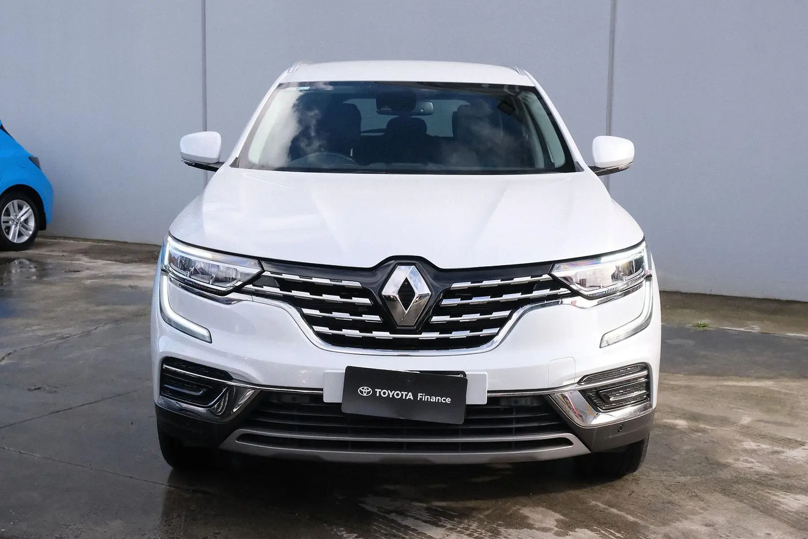 2023 Renault Koleos Gallery Image 3