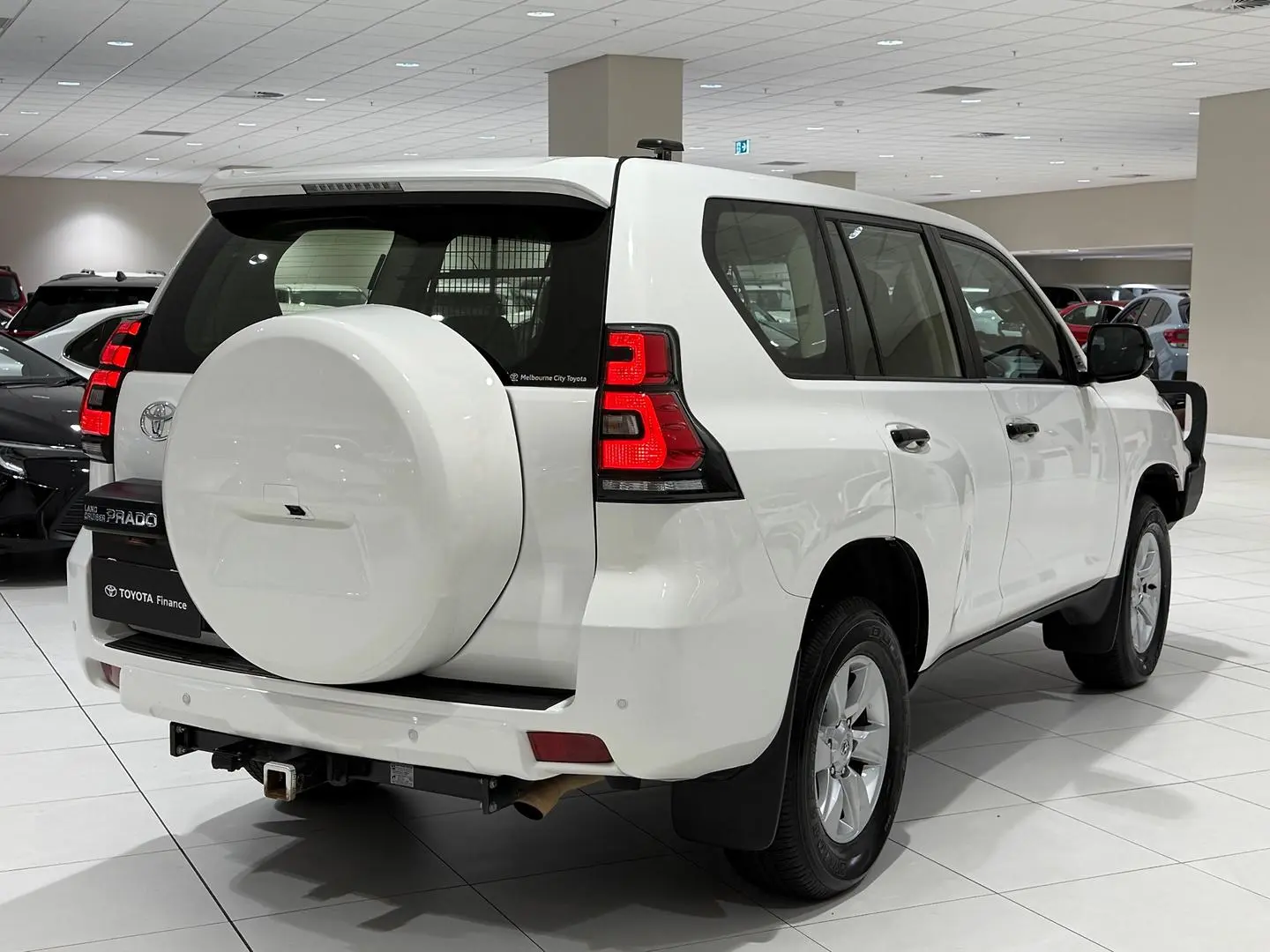 2021 Toyota Landcruiser Prado Gallery Image 10