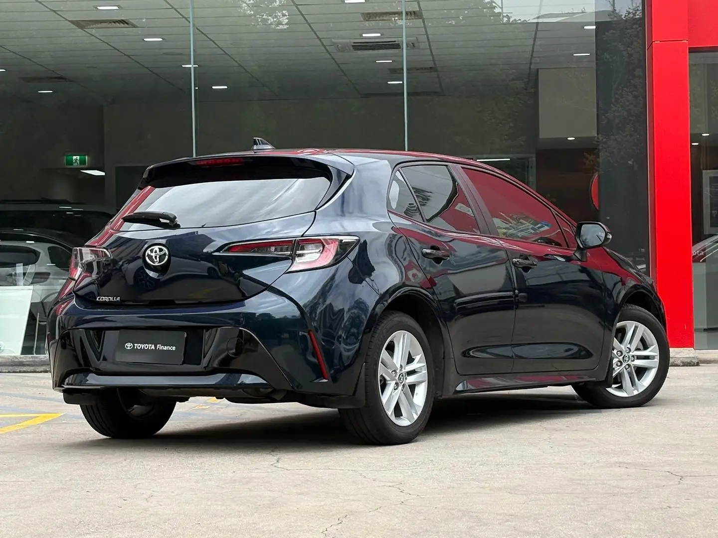 2020 Toyota Corolla Gallery Image 9