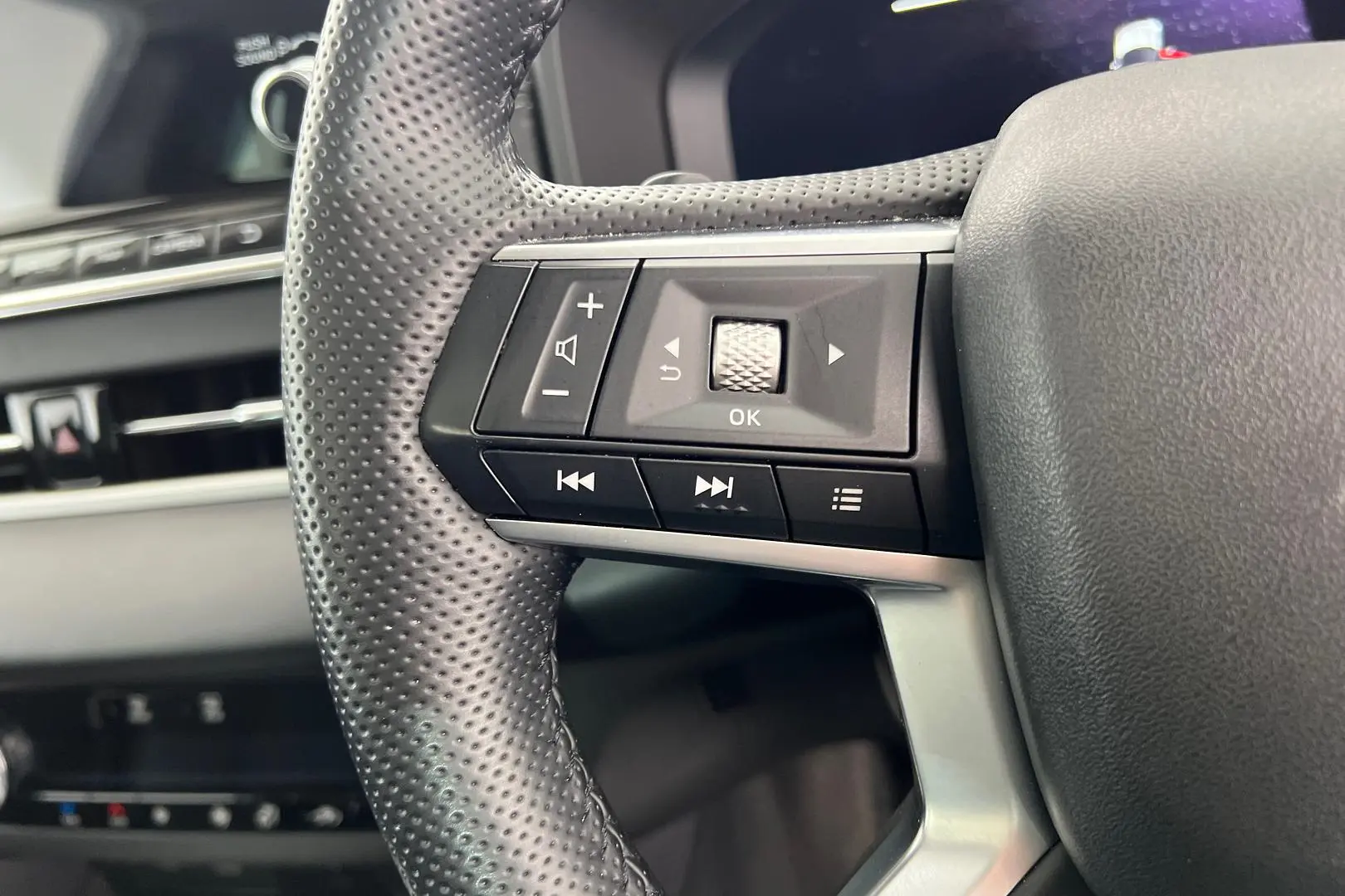 2022 Mitsubishi Outlander Gallery Image 17