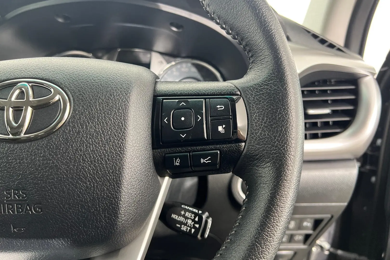 2024 Toyota Hilux Gallery Image 17
