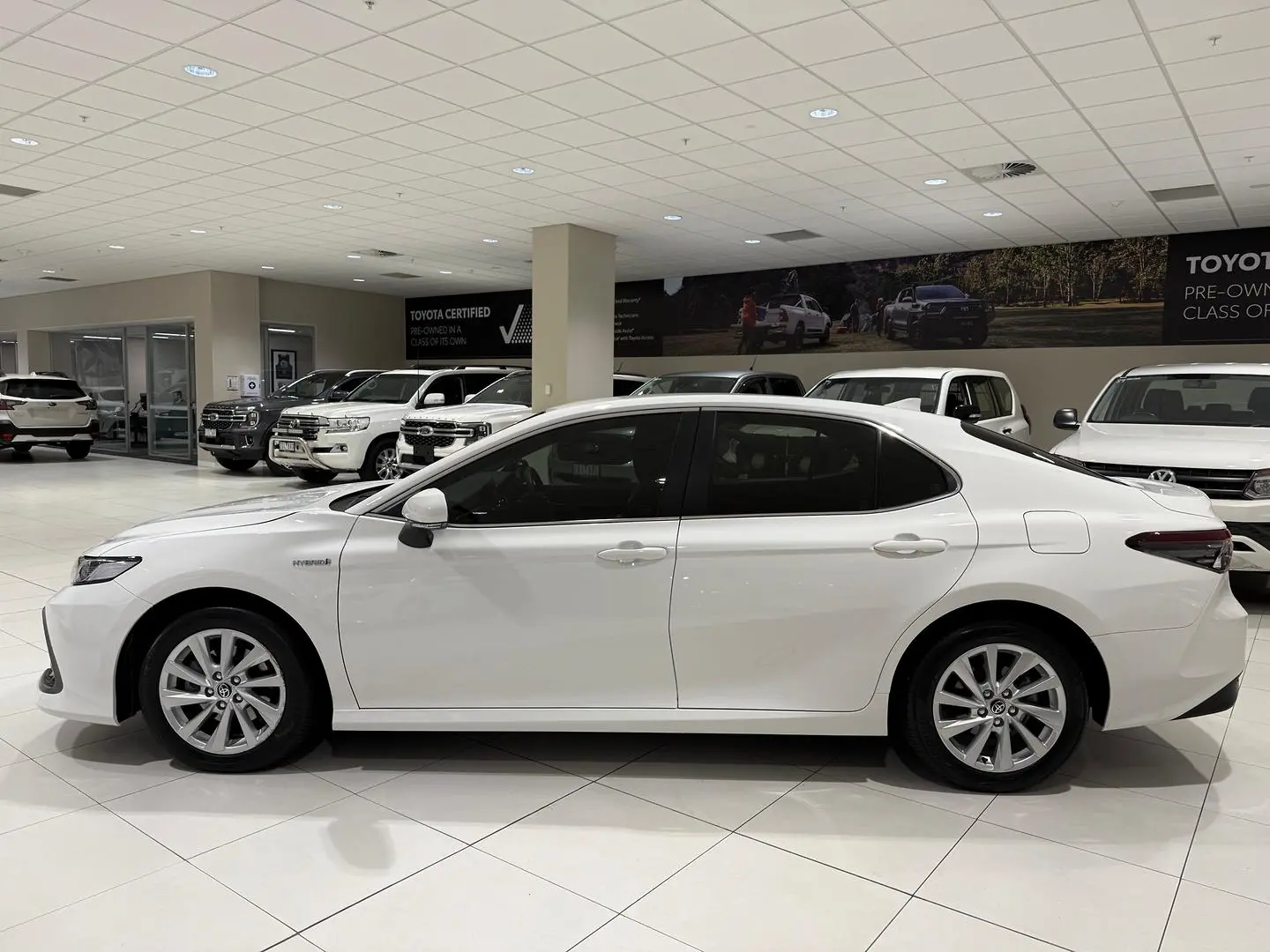 2021 Toyota Camry Gallery Image 6