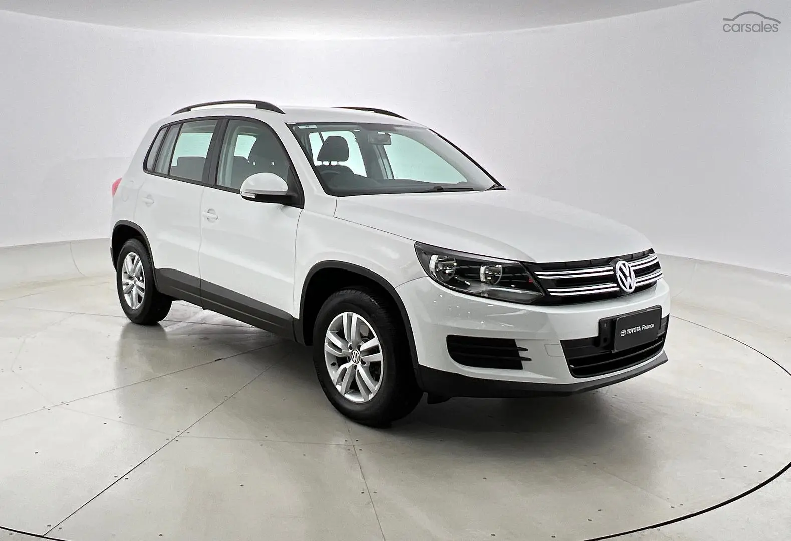 2014 Volkswagen Tiguan Image 1