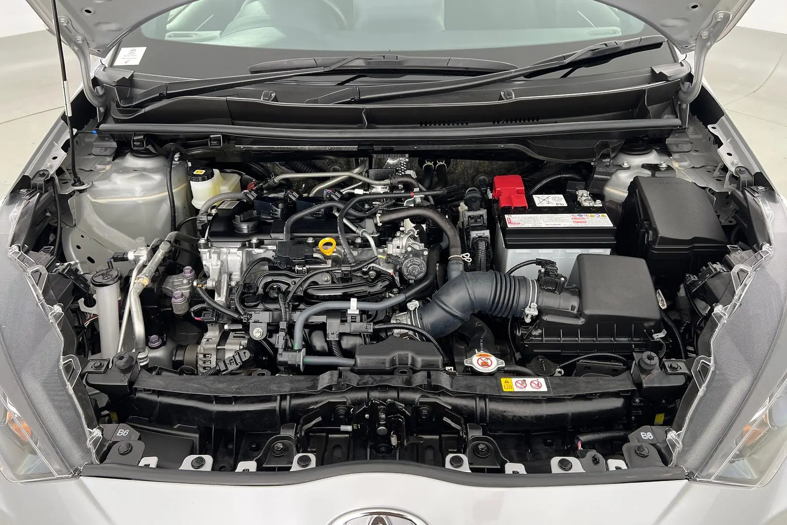 2023 Toyota Yaris Gallery Image 22