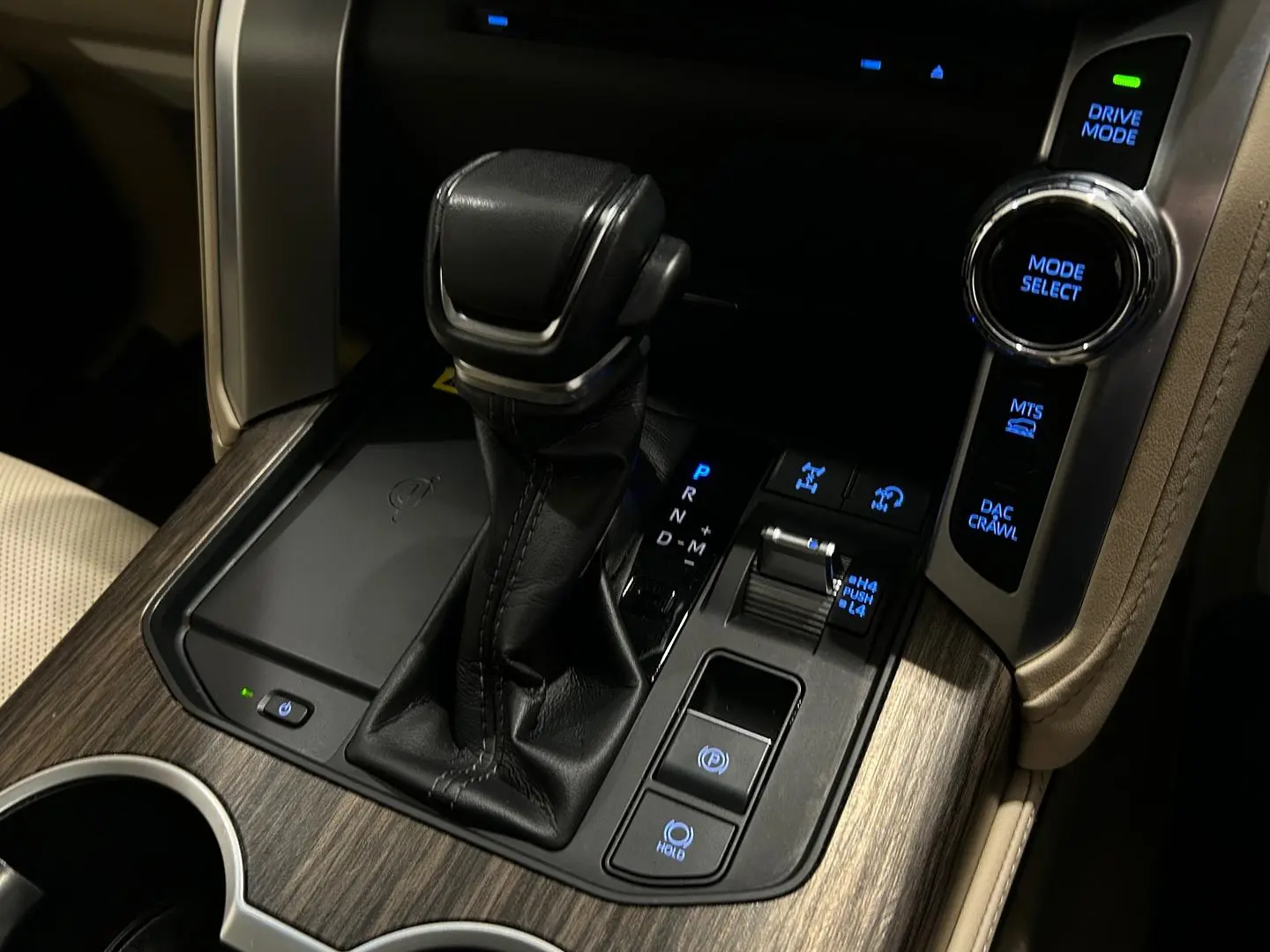 2022 Toyota Landcruiser Gallery Image 21