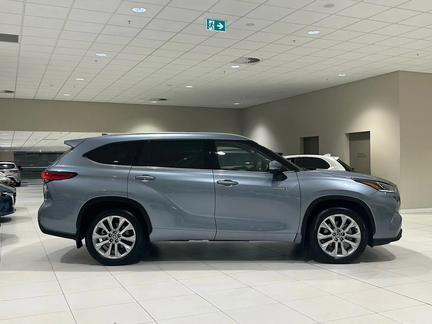 2023 Toyota Kluger Gallery Image 2