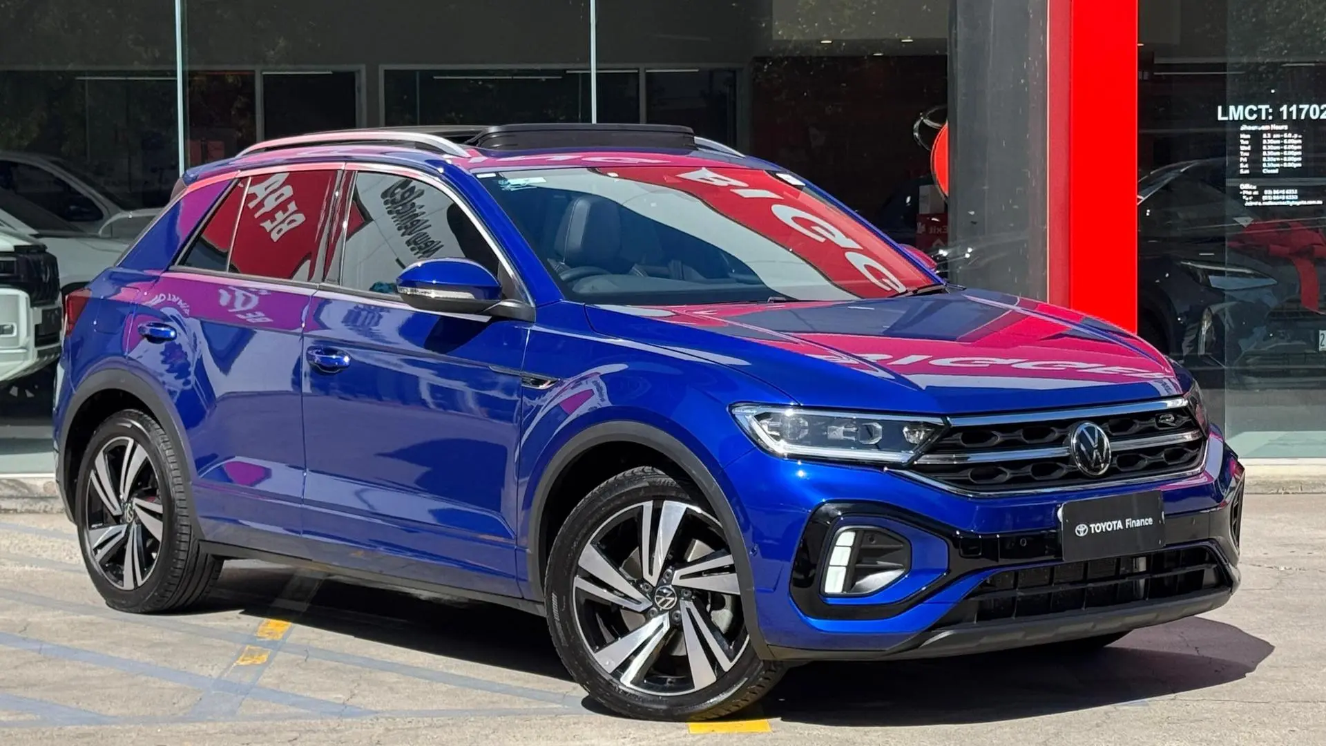 2022 Volkswagen T-Roc Gallery Image 1