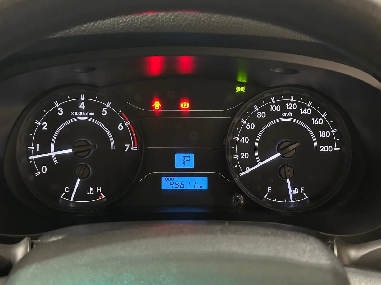 2016 Toyota Hilux Gallery Image 19