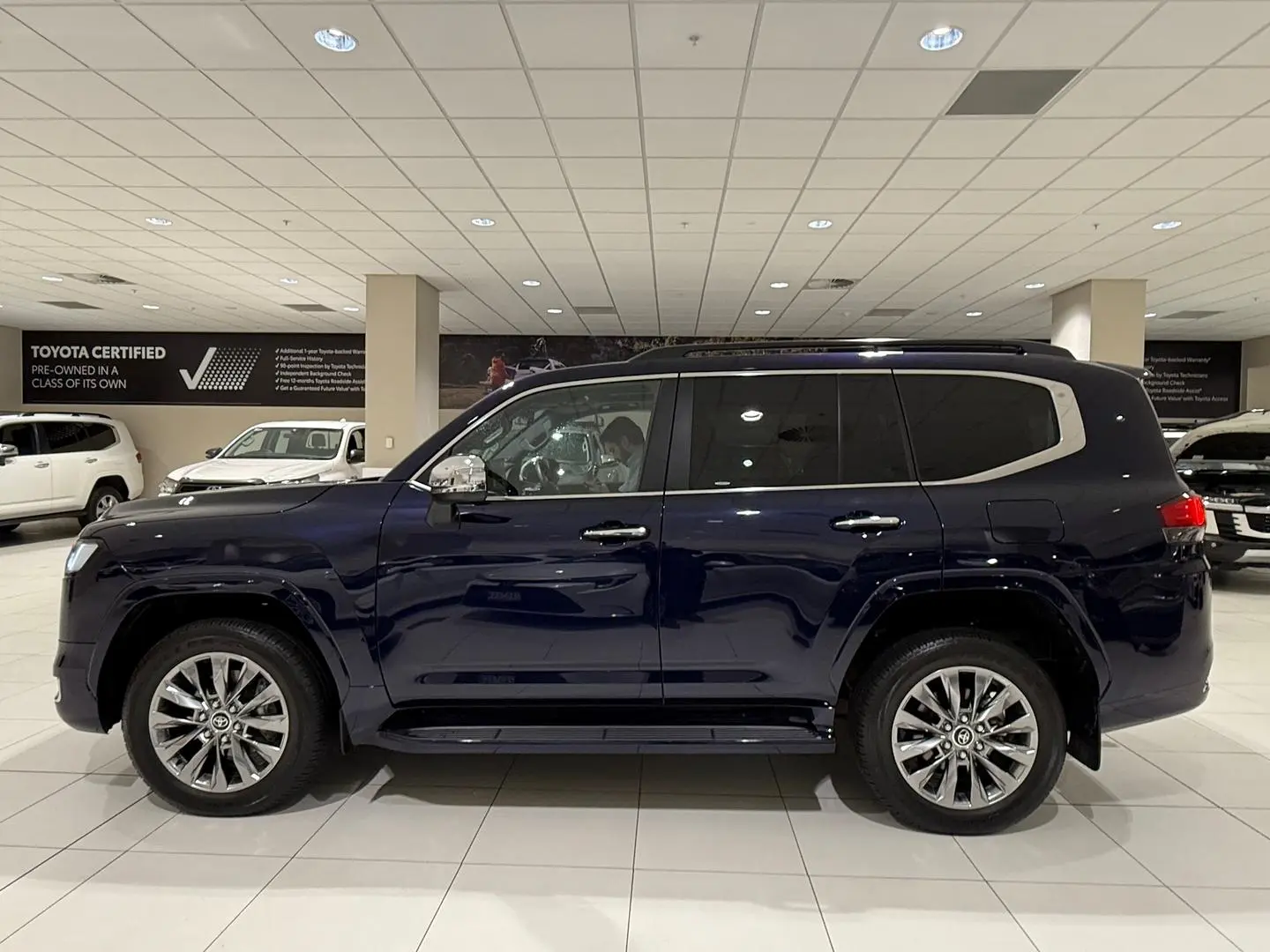 2024 Toyota Landcruiser Gallery Image 6
