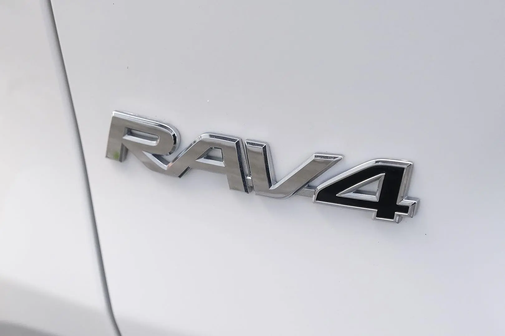 2024 Toyota RAV4 Gallery Image 21