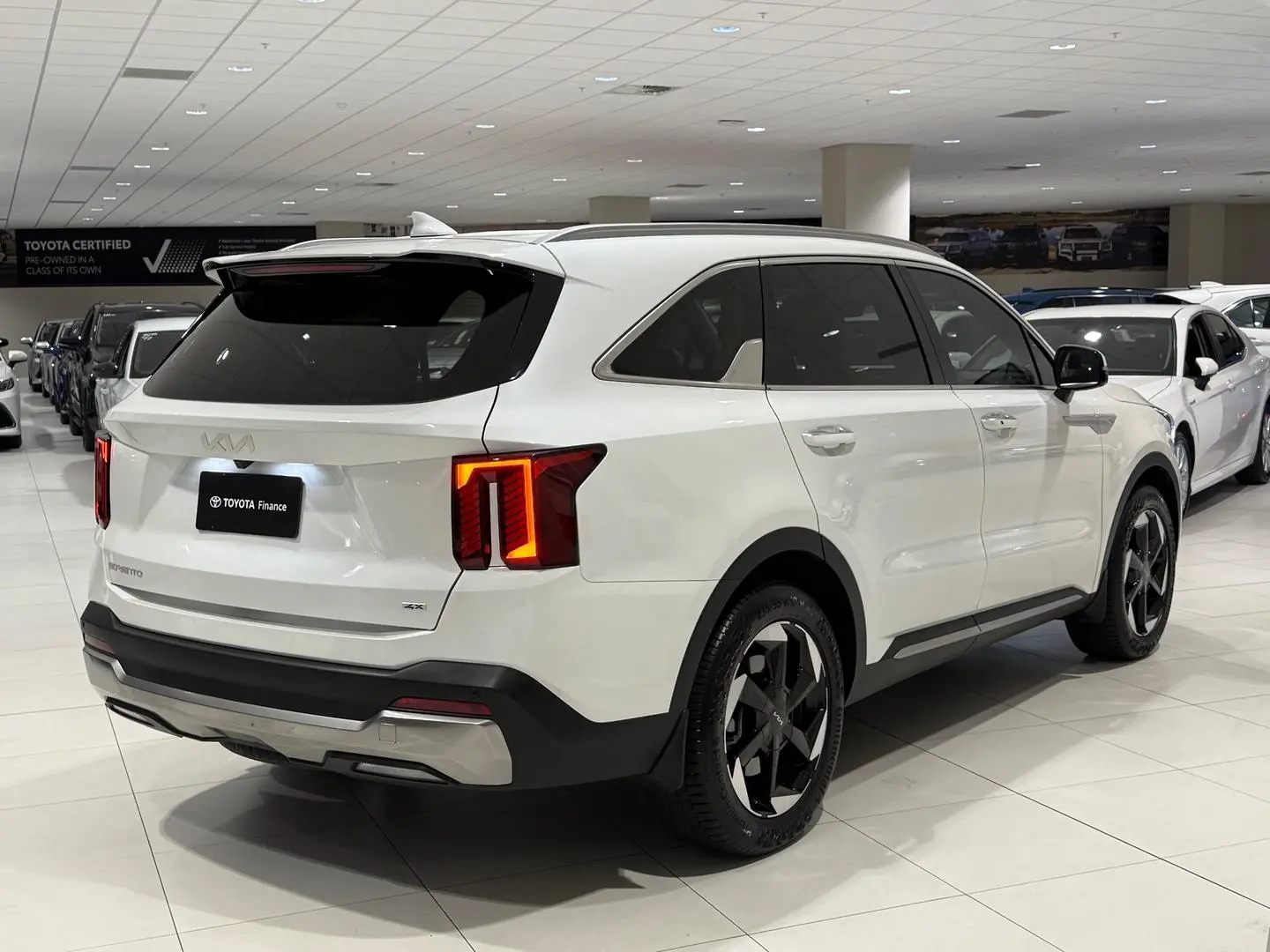 2025 Kia Sorento Gallery Image 9