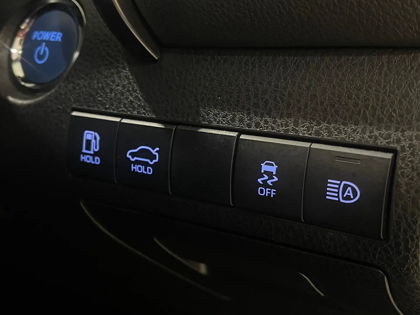 2021 Toyota Camry Gallery Image 25