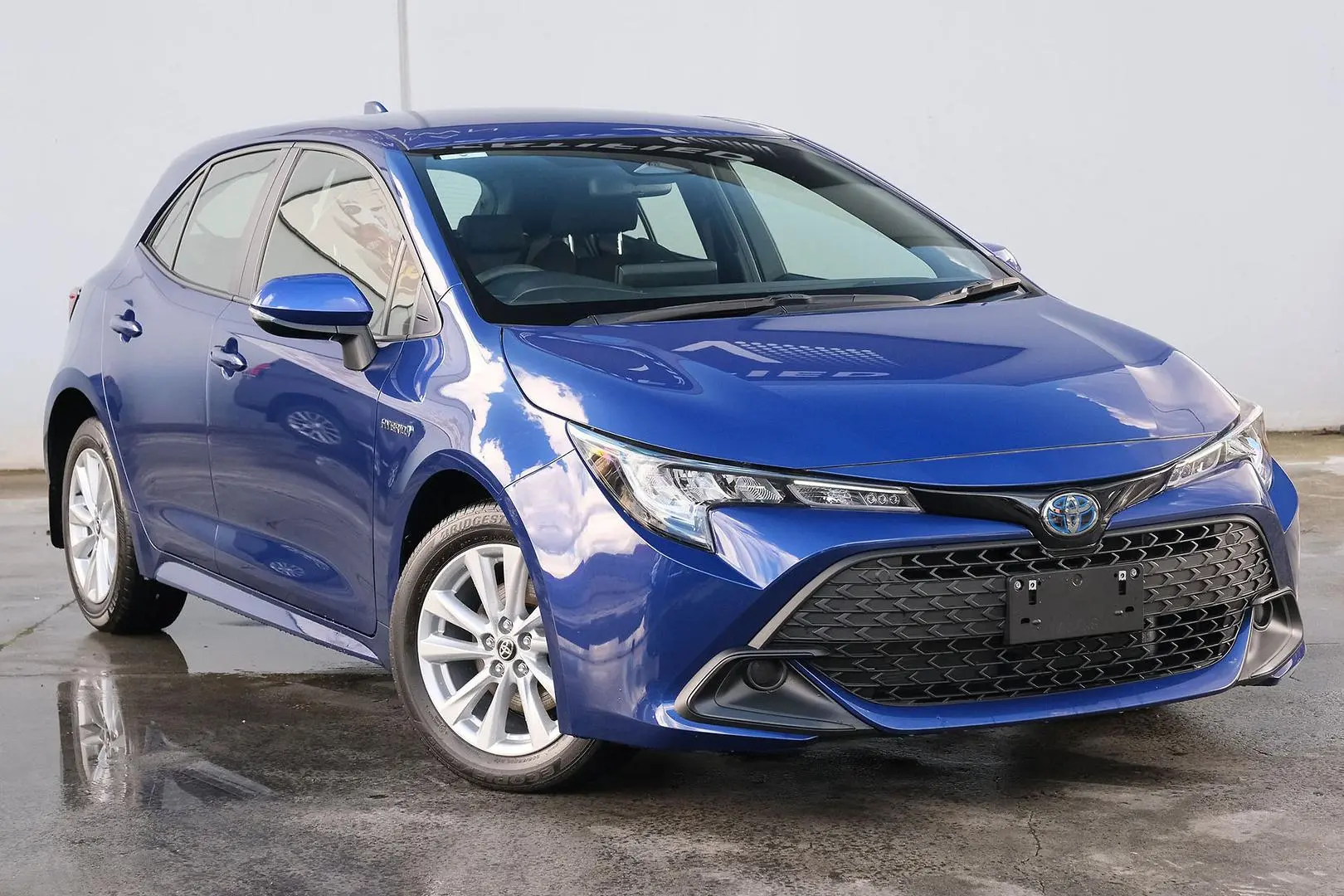 2023 Toyota Corolla Gallery Image 1