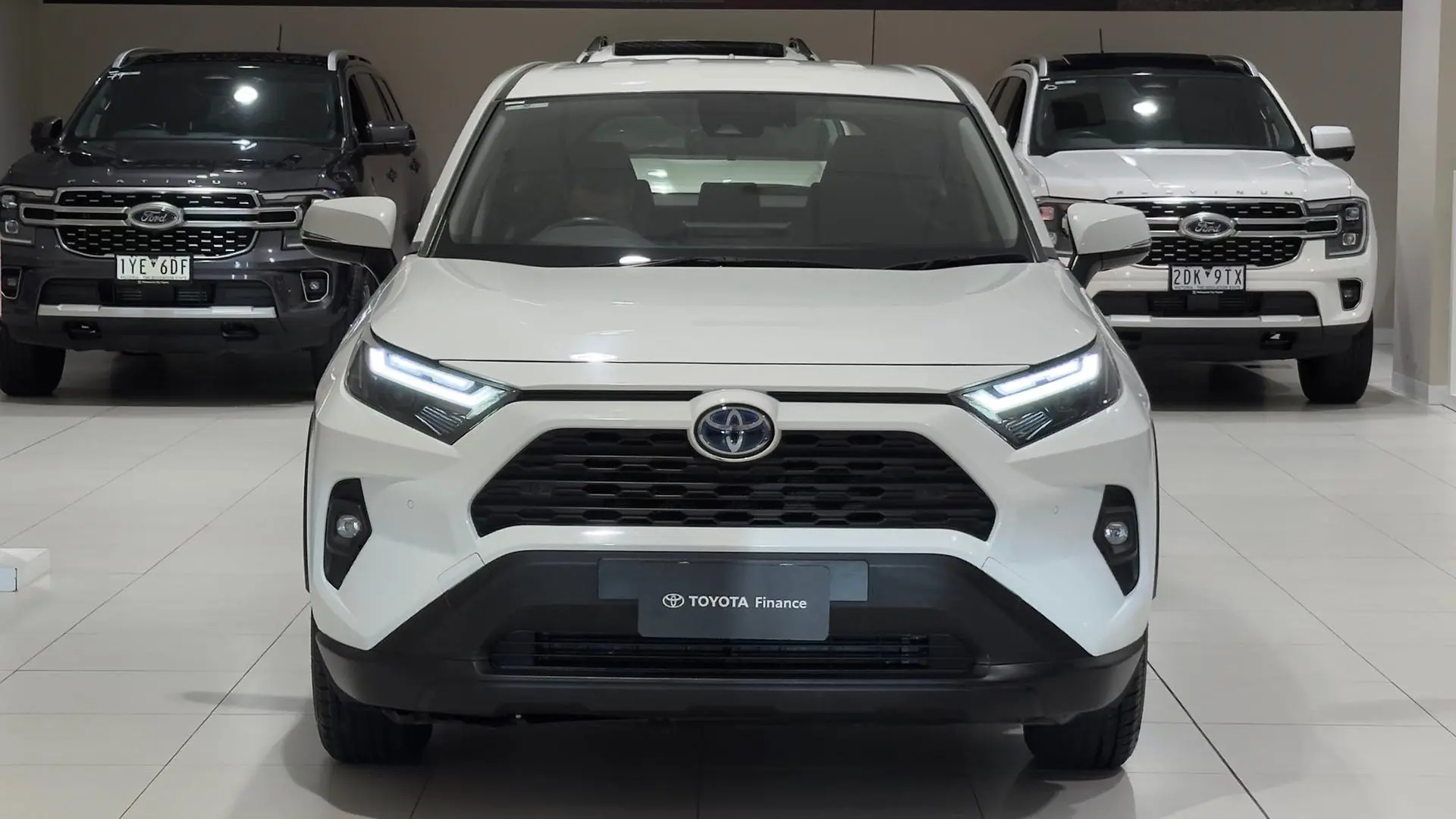 2022 Toyota RAV4 Gallery Image 4