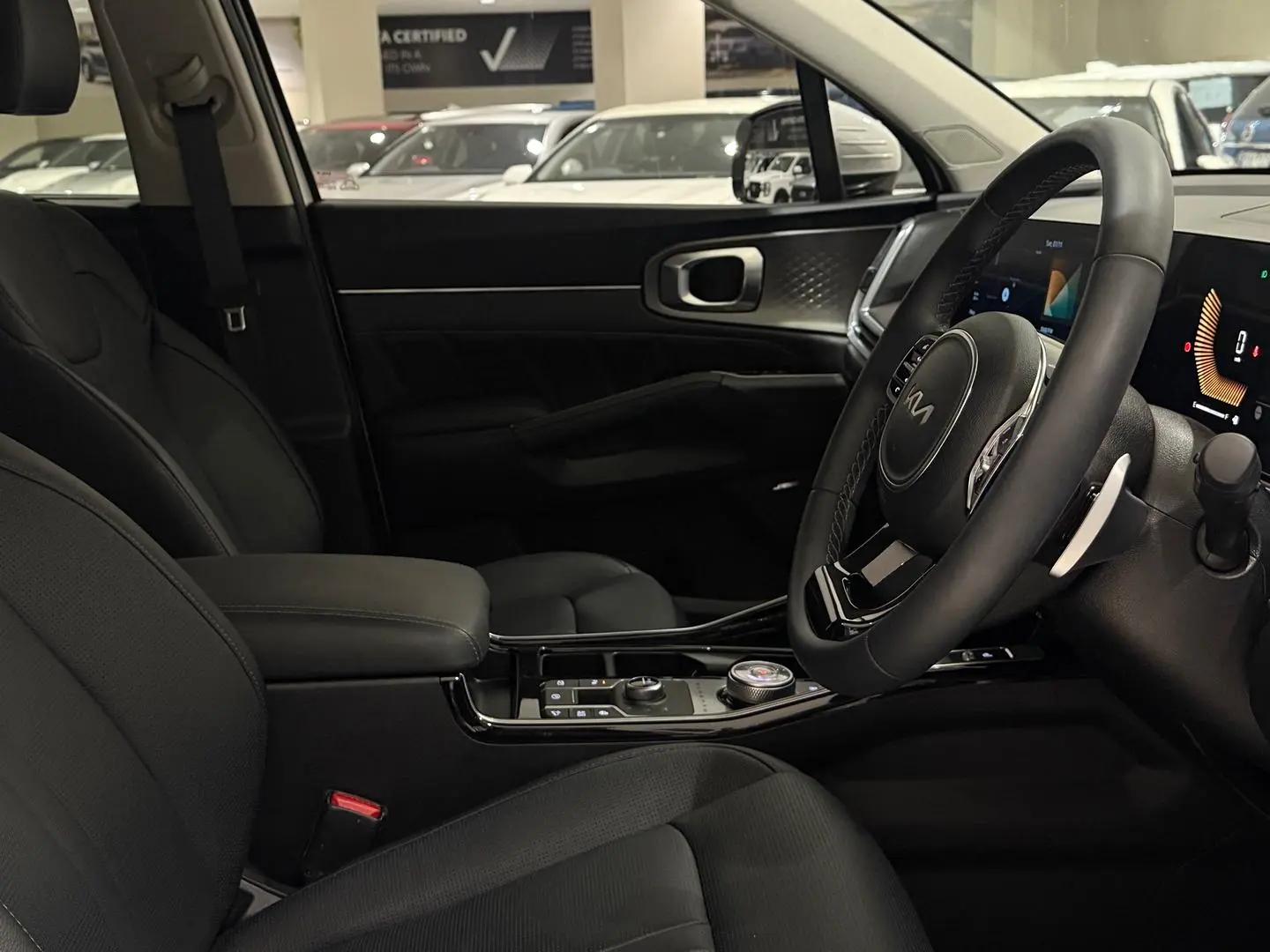 2025 Kia Sorento Gallery Image 11