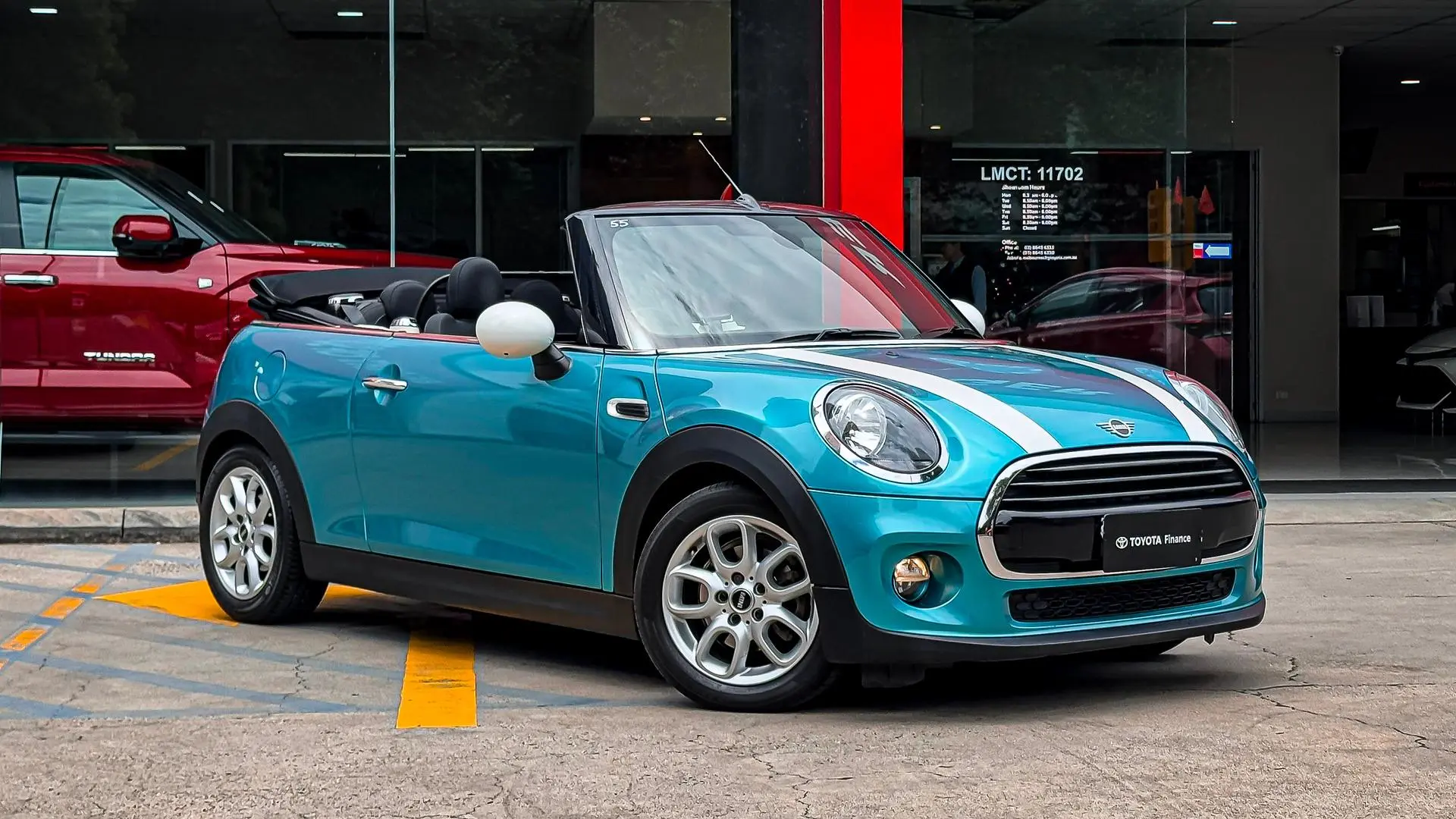 2018 Mini Convertible Gallery Image 1