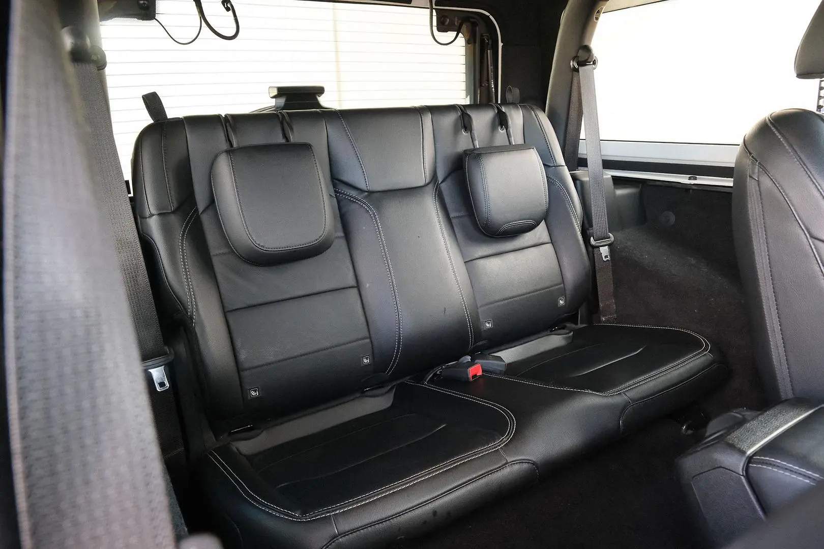 2021 Jeep Wrangler Gallery Image 12