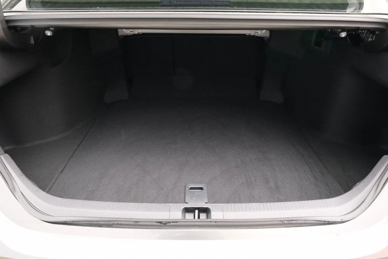 2024 Toyota Camry Gallery Image 10