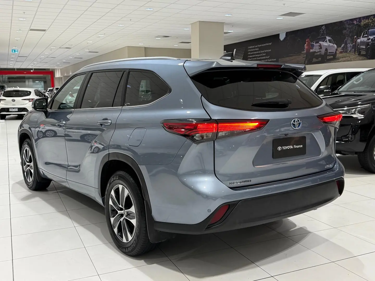 2023 Toyota Kluger Gallery Image 8