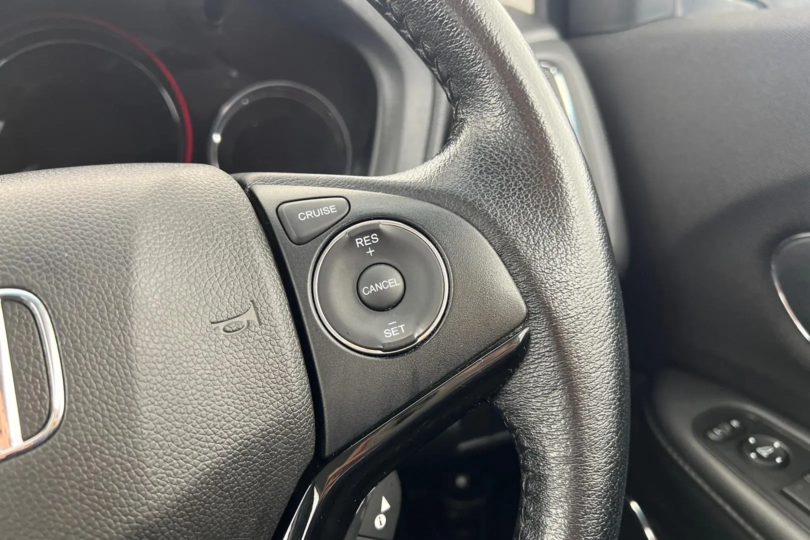 2018 Honda HR-V Gallery Image 17