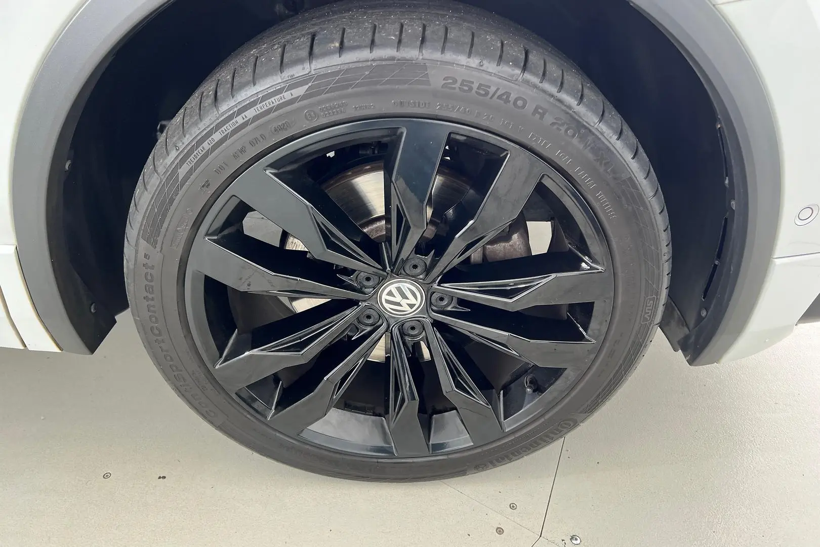 2021 Volkswagen Tiguan Gallery Image 24