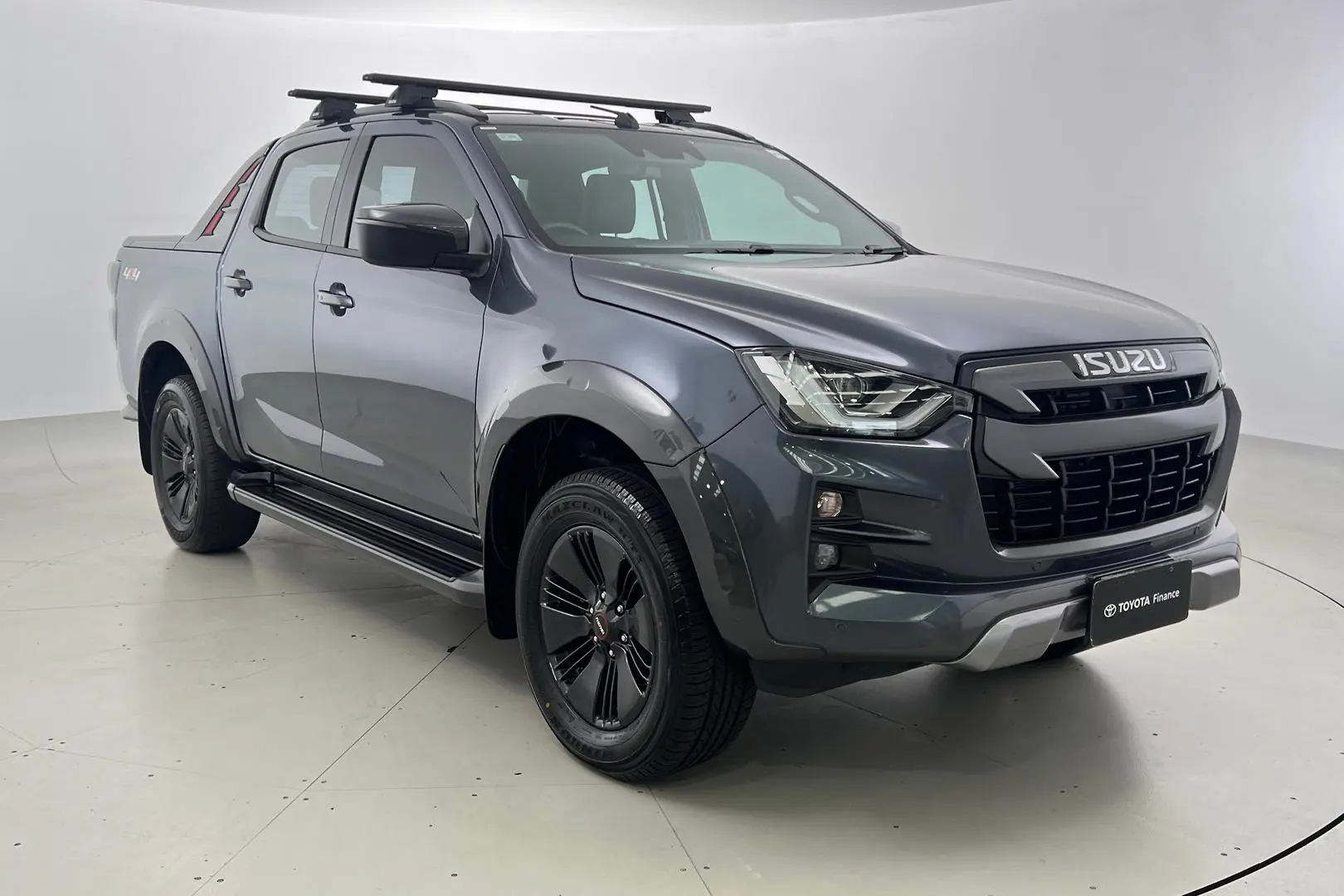2022 Isuzu D-MAX Gallery Image 1