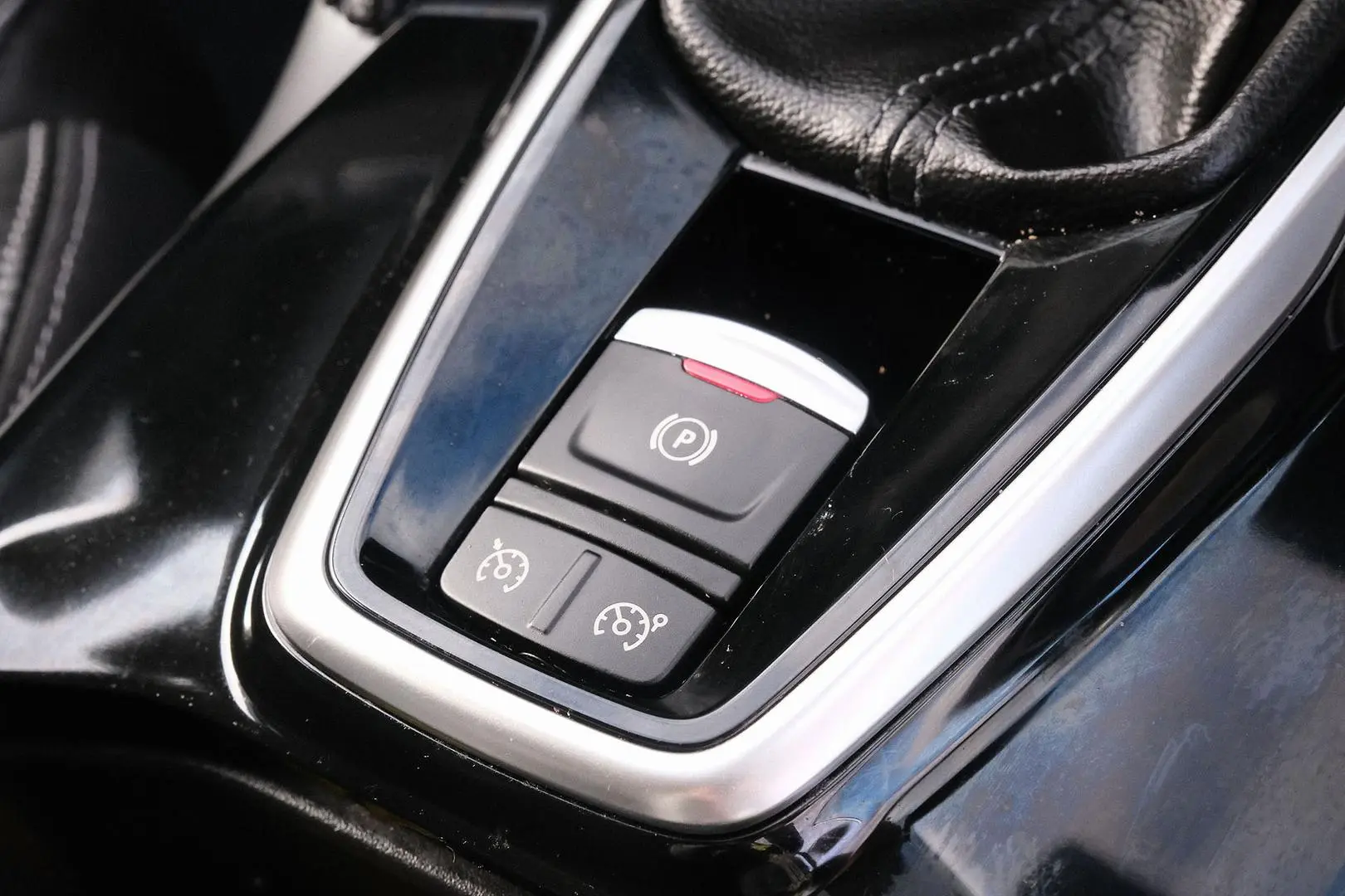 2023 Renault Koleos Gallery Image 17