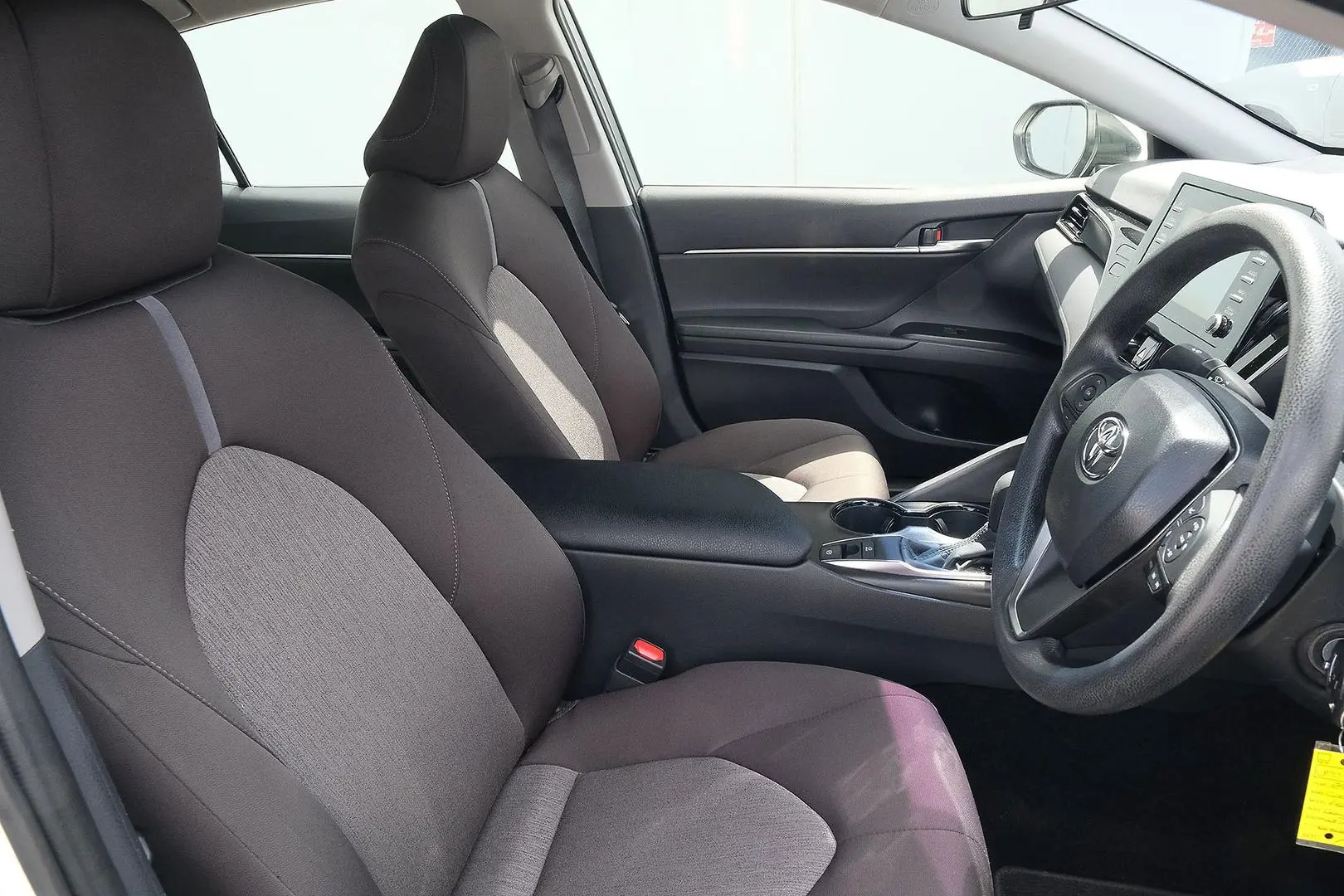 2024 Toyota Camry Gallery Image 13