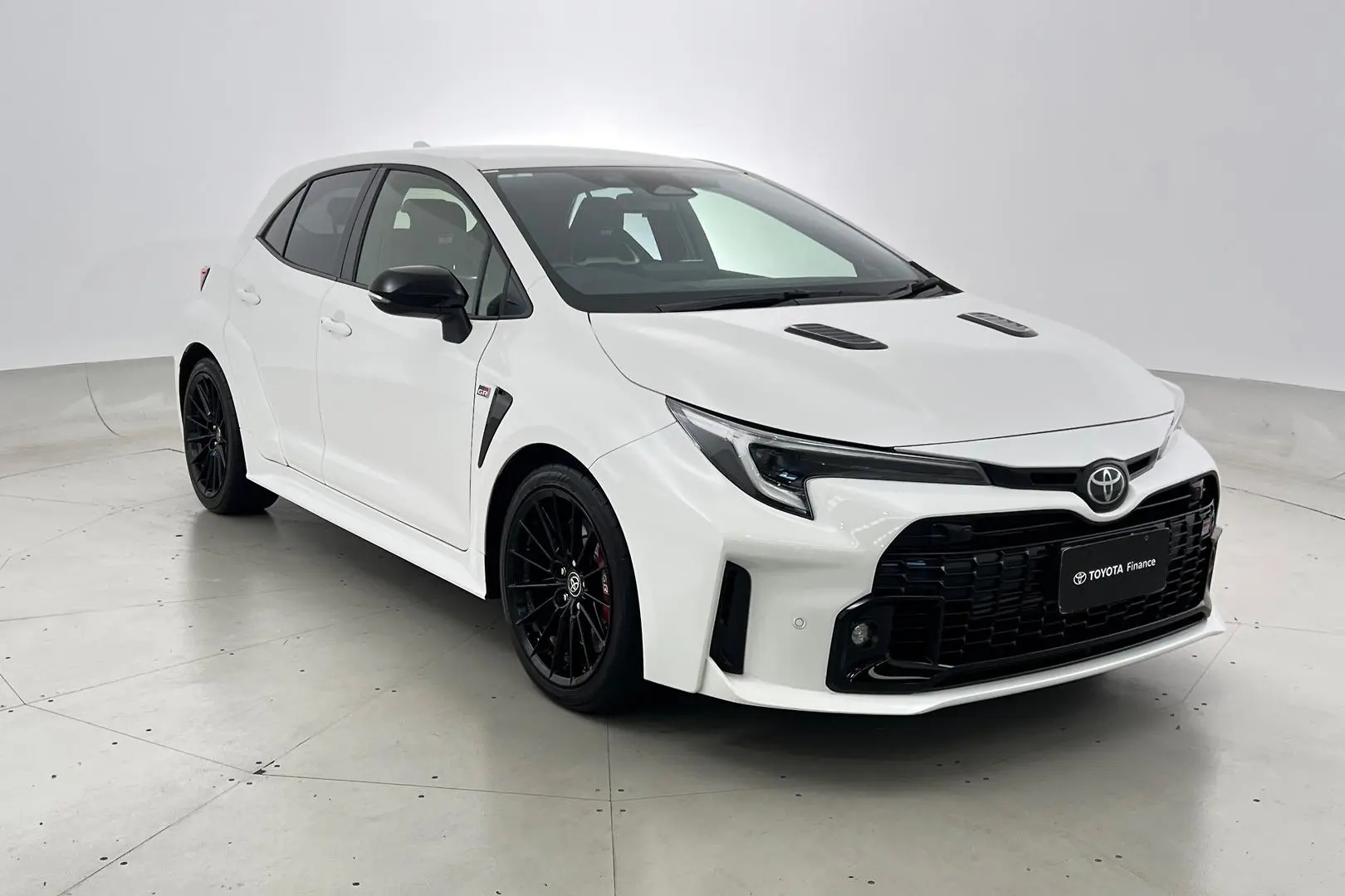 2023 Toyota Corolla Gallery Image 1