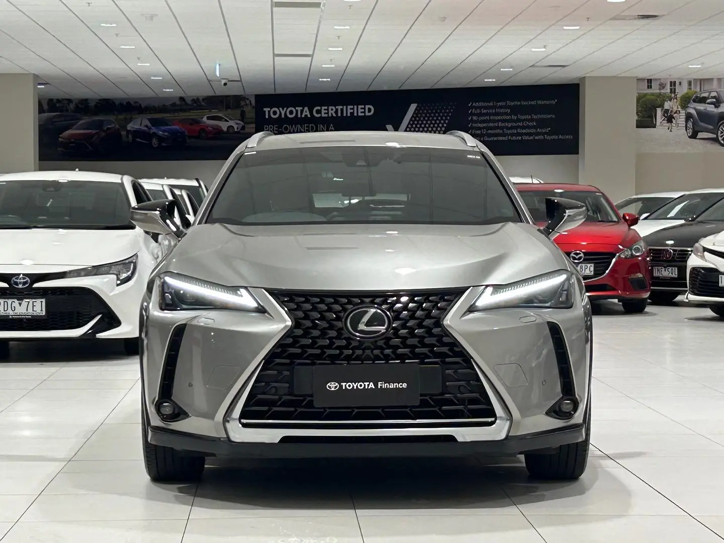 2023 Lexus UX Gallery Image 4
