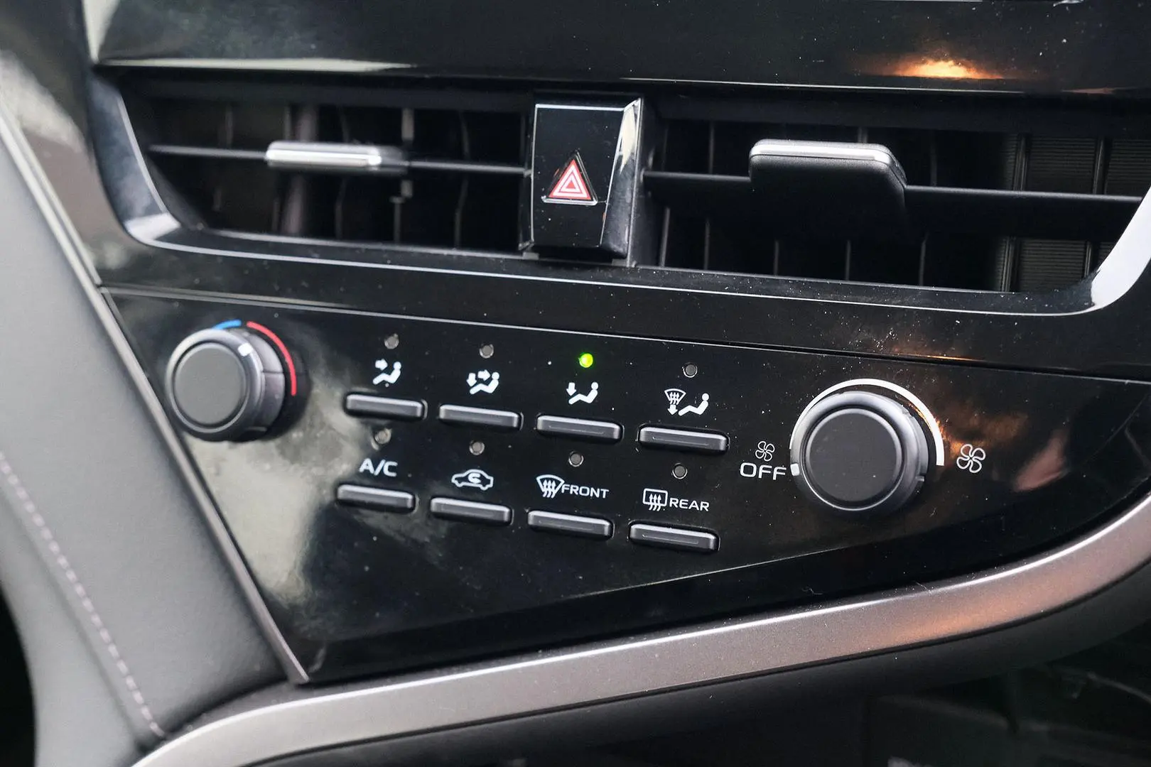 2024 Toyota Camry Gallery Image 20