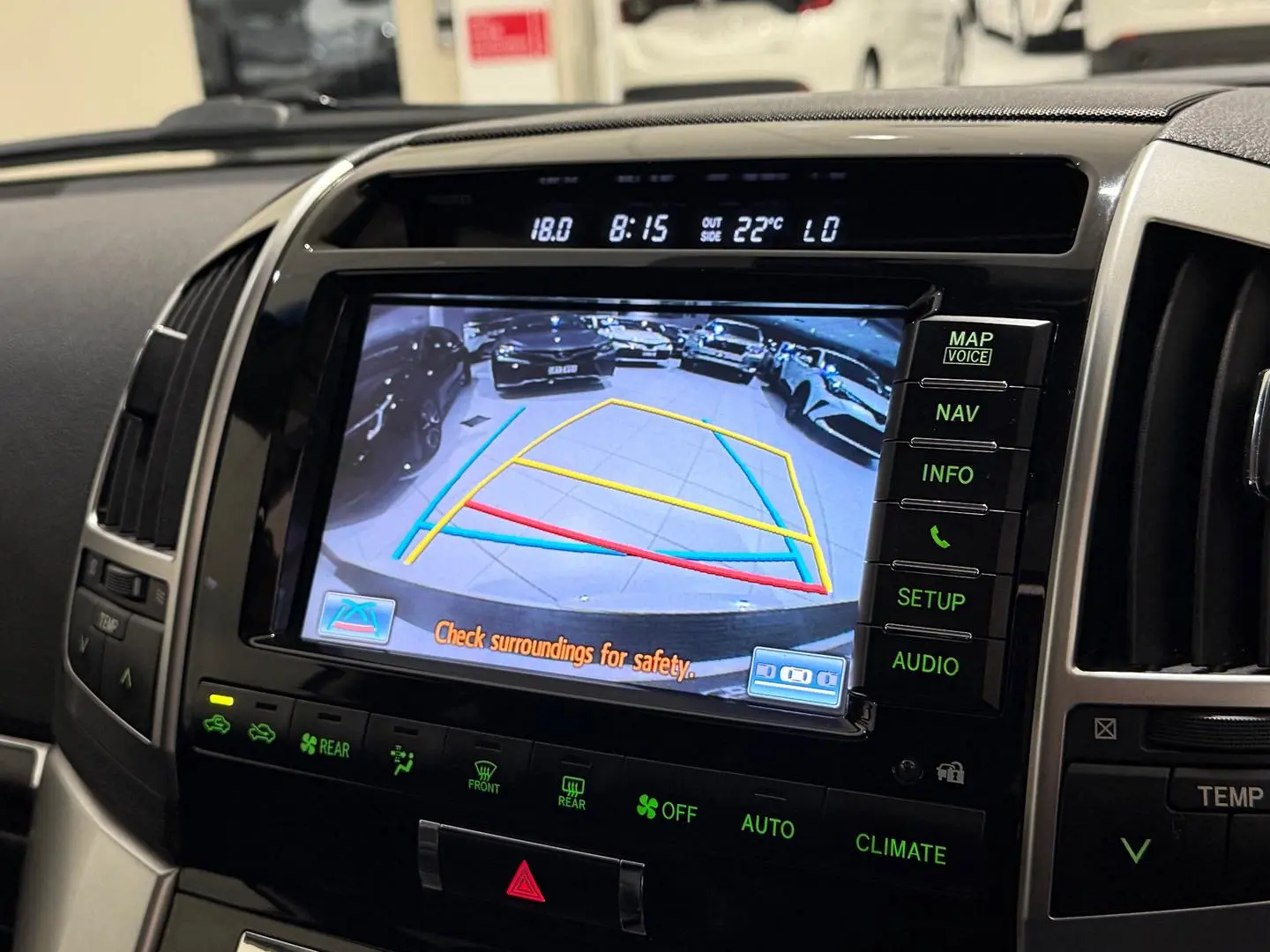 2013 Toyota Landcruiser Gallery Image 23