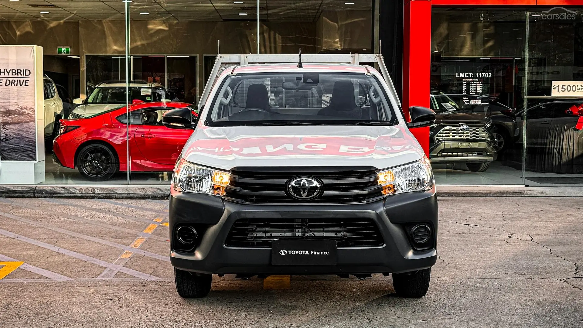 2019 Toyota Hilux Image 11