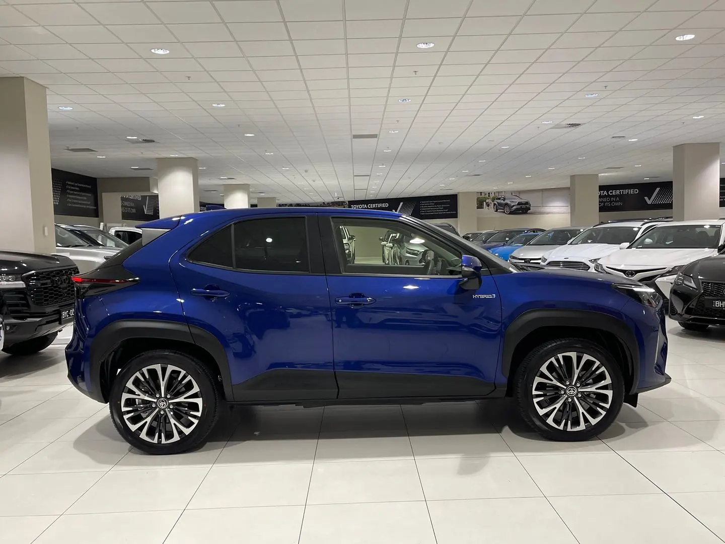 2023 Toyota Yaris Cross Gallery Image 2