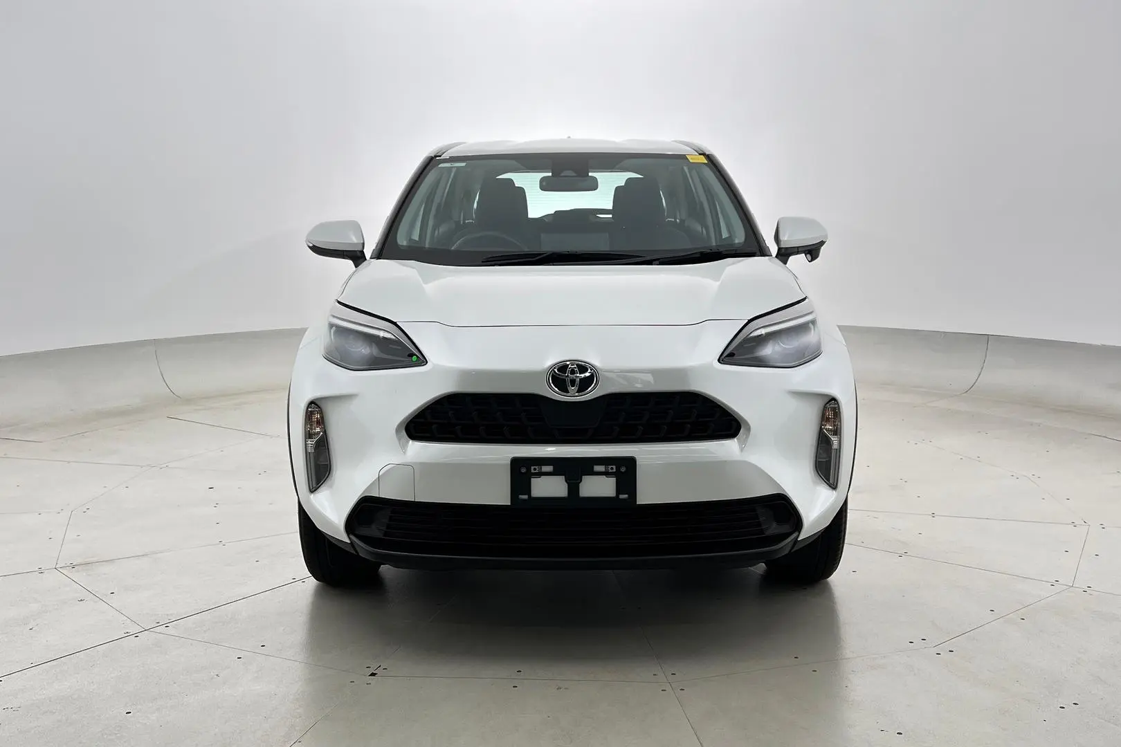 2023 Toyota Yaris Cross Gallery Image 9