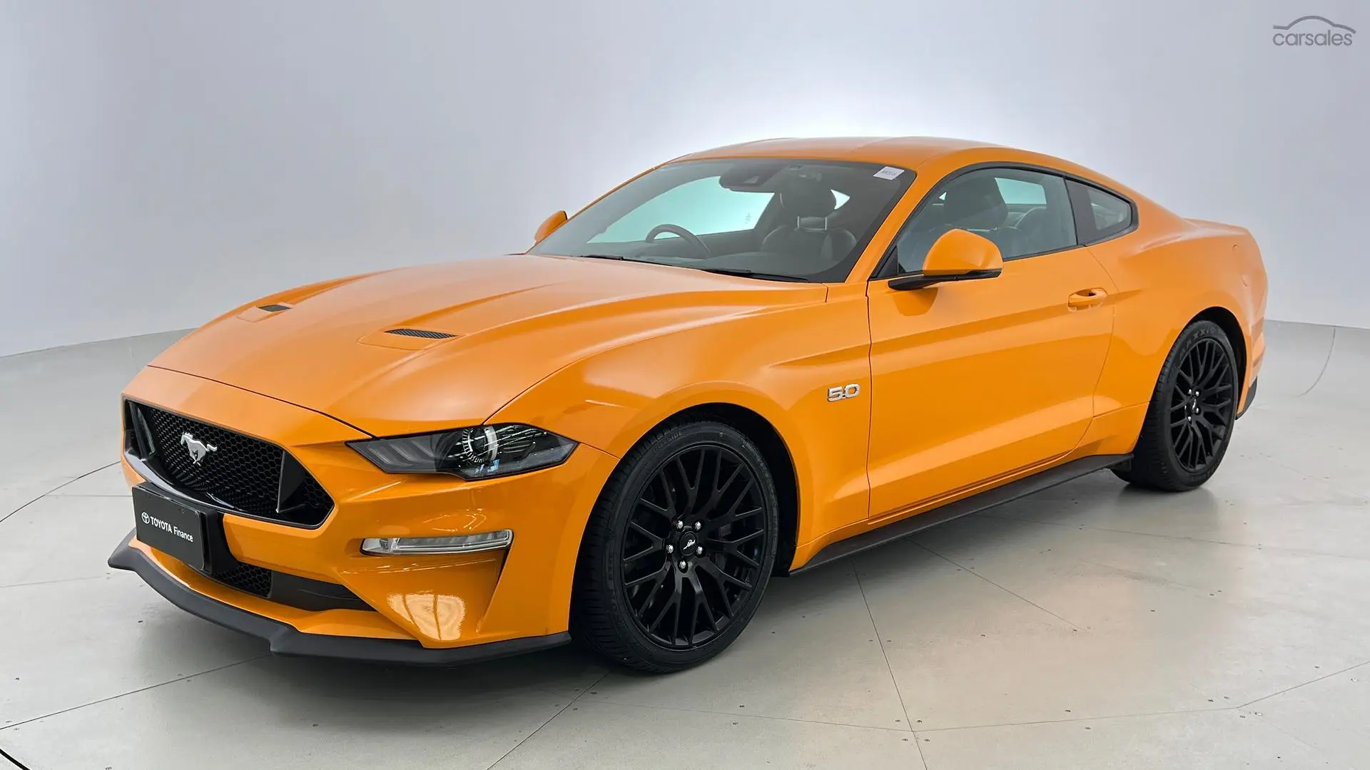 2019 Ford Mustang Image 8