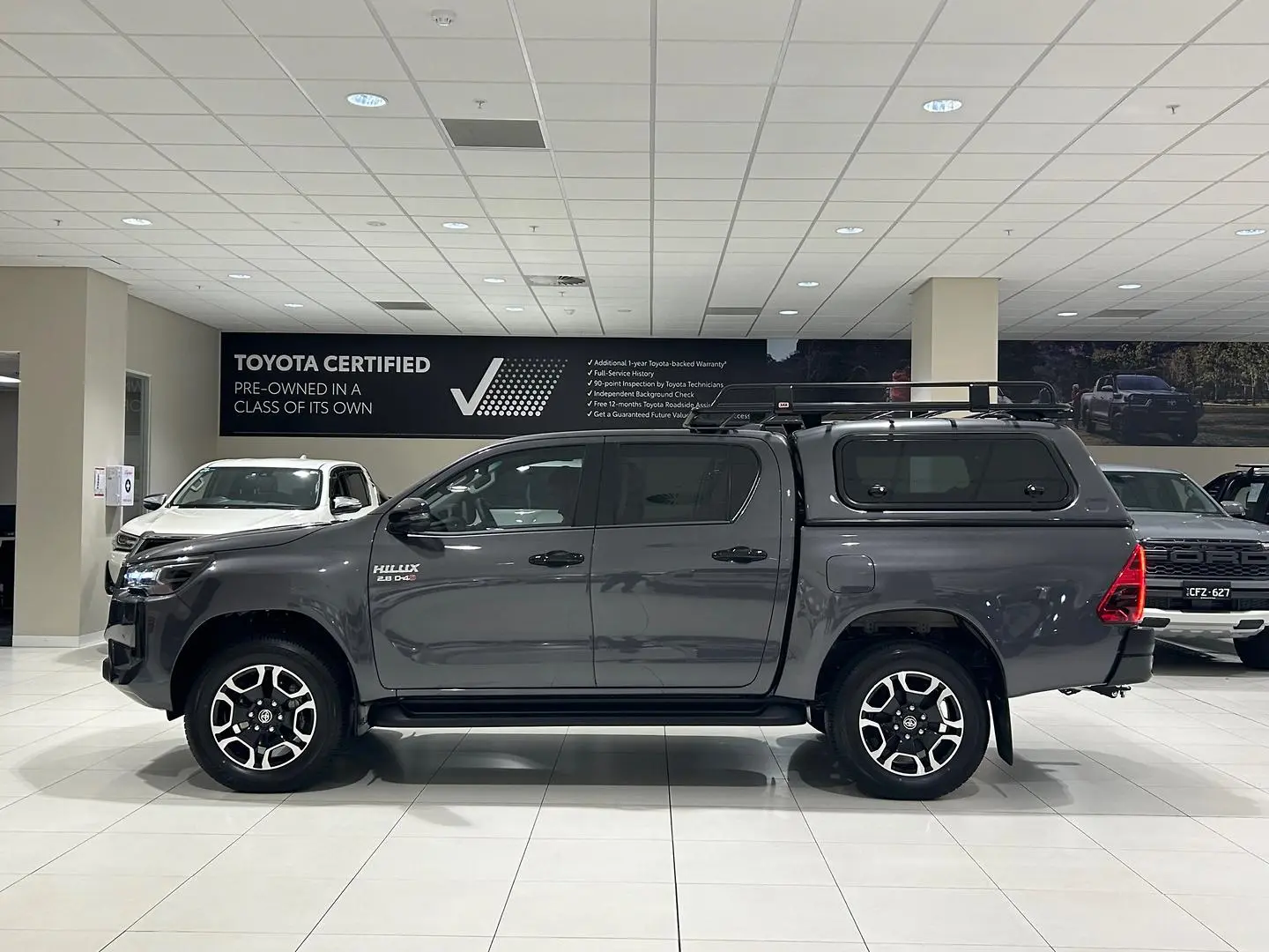 2024 Toyota Hilux Gallery Image 6