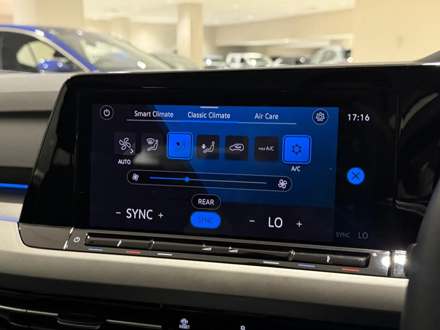 2023 Volkswagen Golf Gallery Image 19