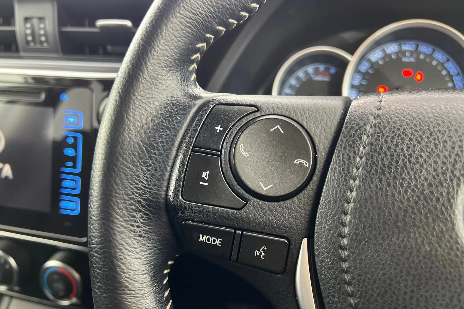 2016 Toyota Corolla Gallery Image 19