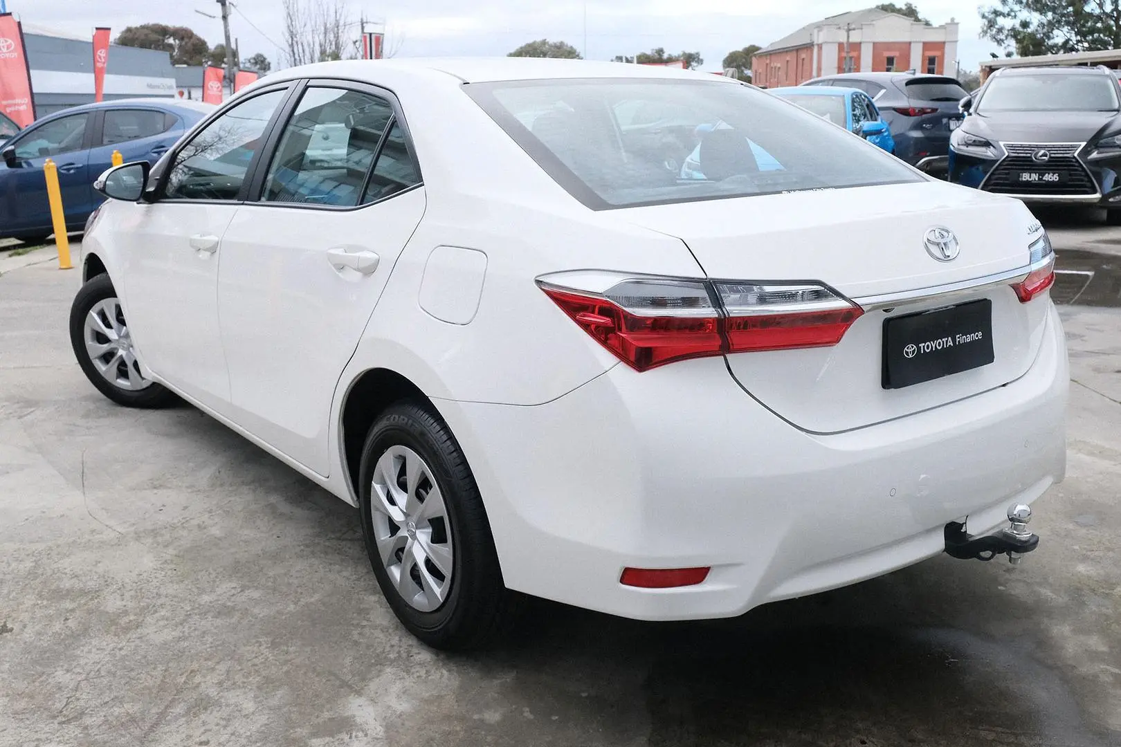 2017 Toyota Corolla Gallery Image 2
