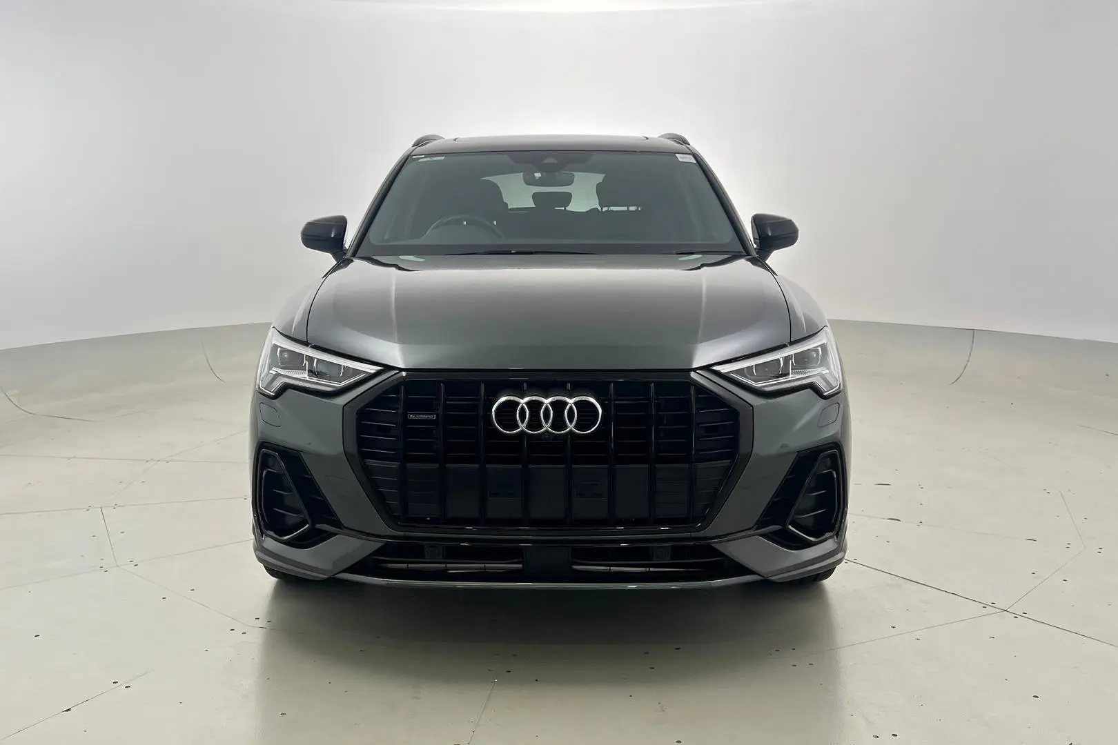 2021 Audi Q3 Gallery Image 7