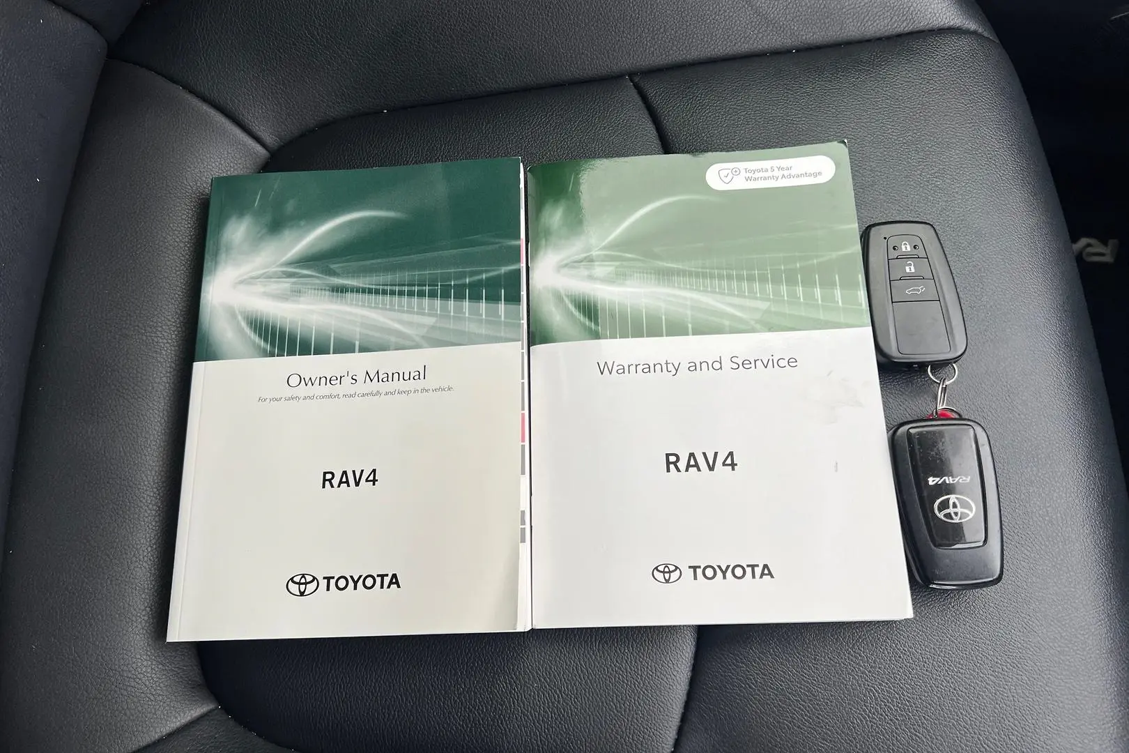 2021 Toyota RAV4 Gallery Image 23