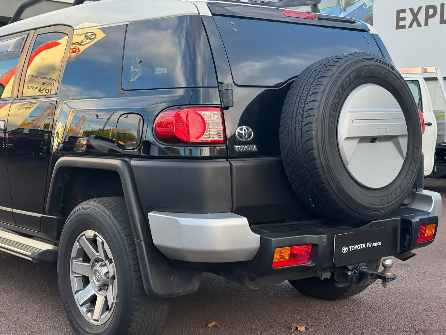 2014 Toyota FJ Cruiser Gallery Image 9
