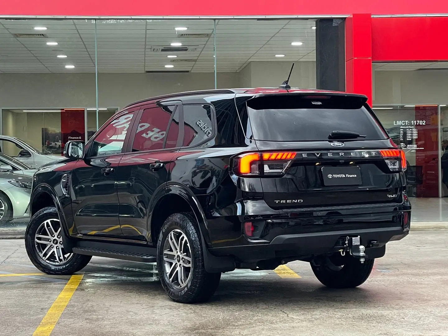 2023 Ford Everest Gallery Image 9