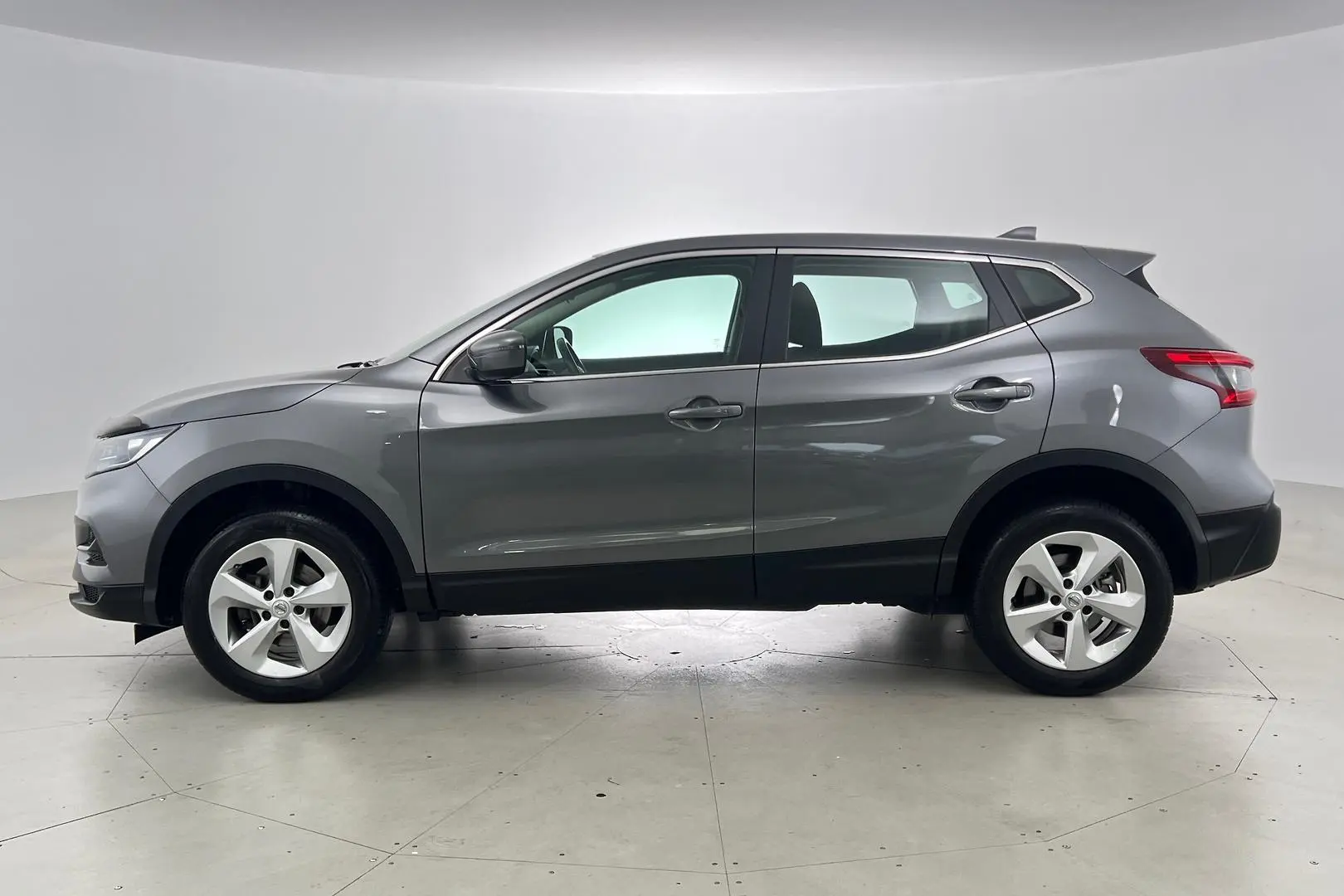 2020 Nissan QASHQAI Gallery Image 8