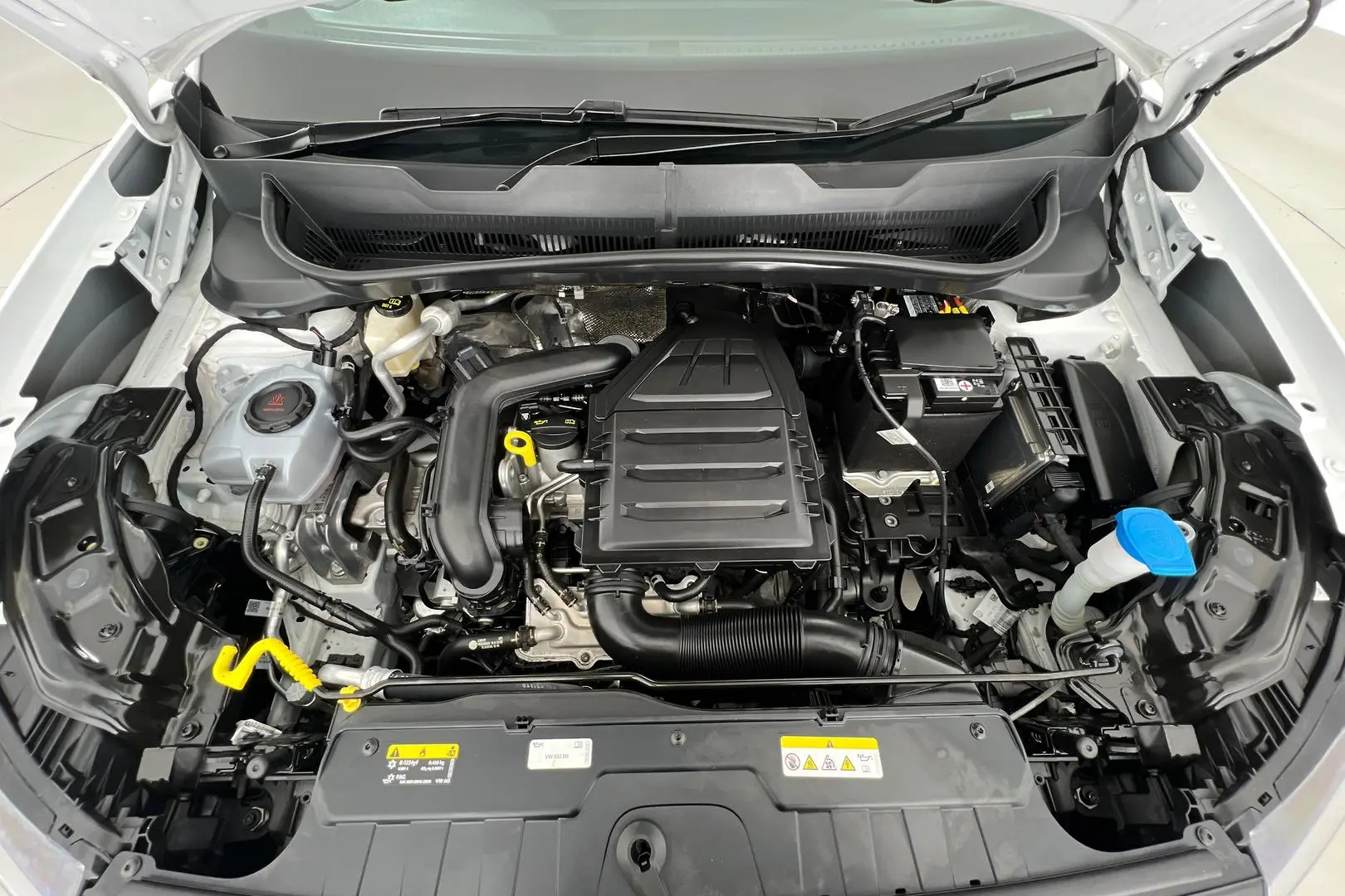2021 Volkswagen T-Cross Gallery Image 24