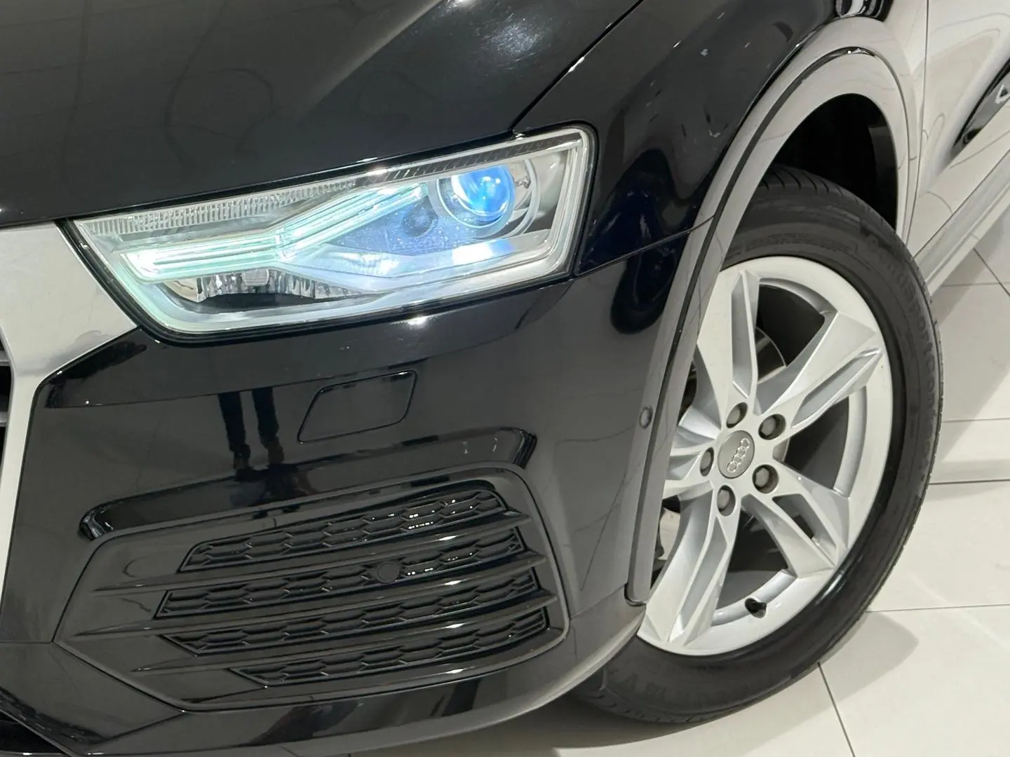 2018 Audi Q3 Gallery Image 11